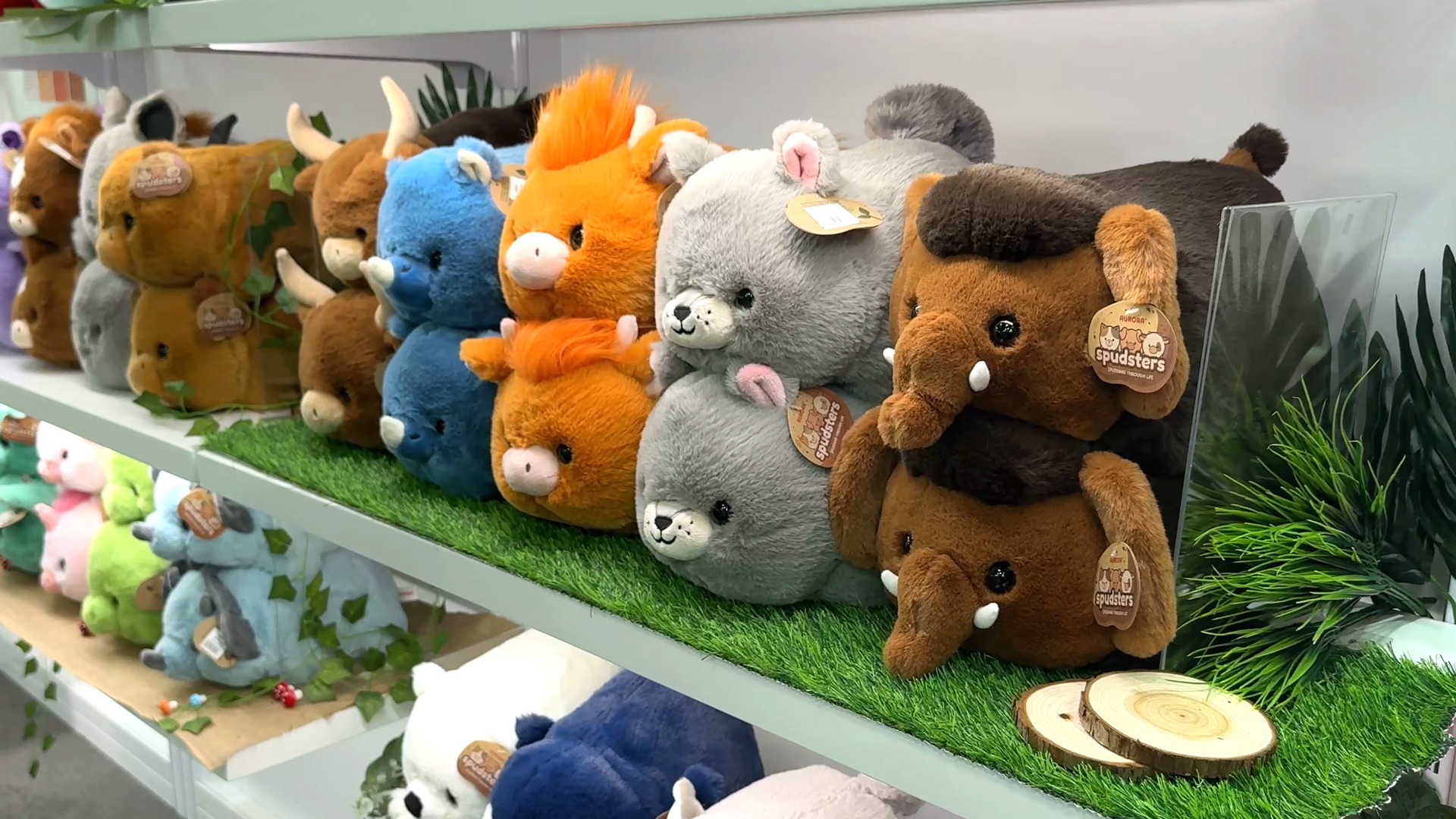 Spudster Kuscheltiere im Couch Potatoe Stil von Aurora