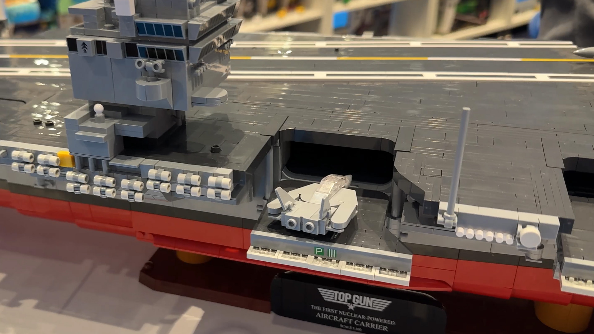 USS Enterprise und Nano Jets Top Gun Lizenz Cobi Klemmbausteine