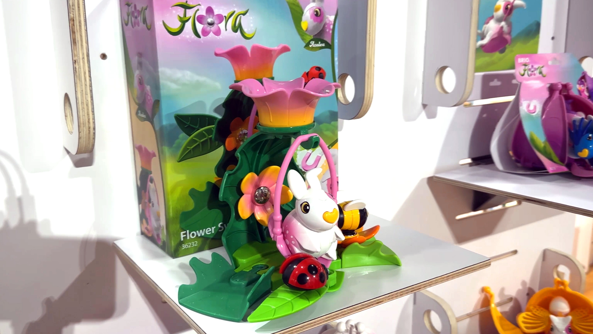 Zielgruppe 3 bis 6 Jahre bewusst ohne Dialog auf Screens