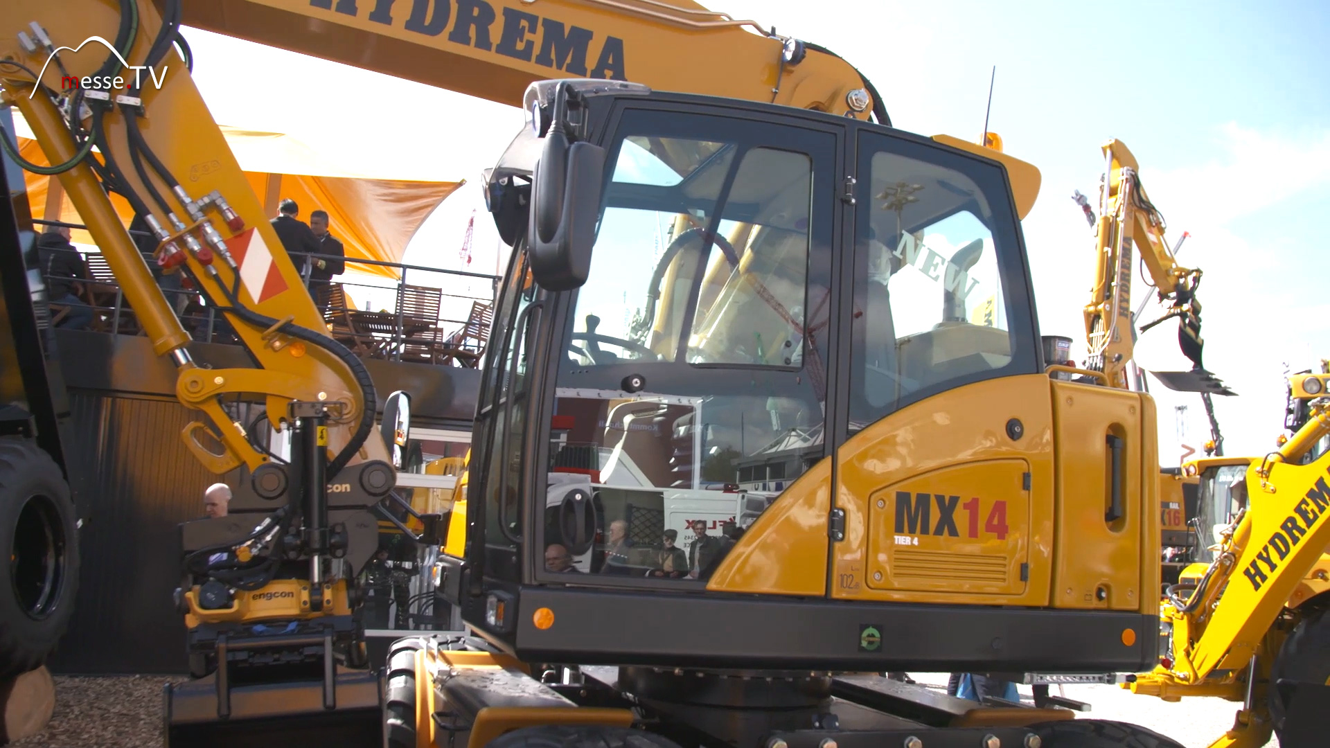 Hydrema city excavator MX14 mobile excavator open air fair bauma
