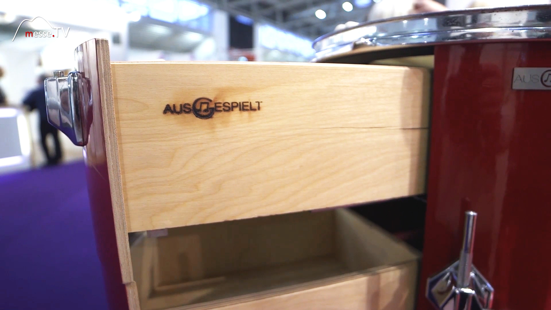 Furniture made from old instruments Ausgespielt Home Crafts