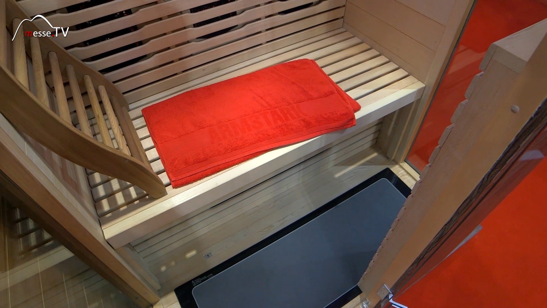 Infrared cabin Armstark seating area