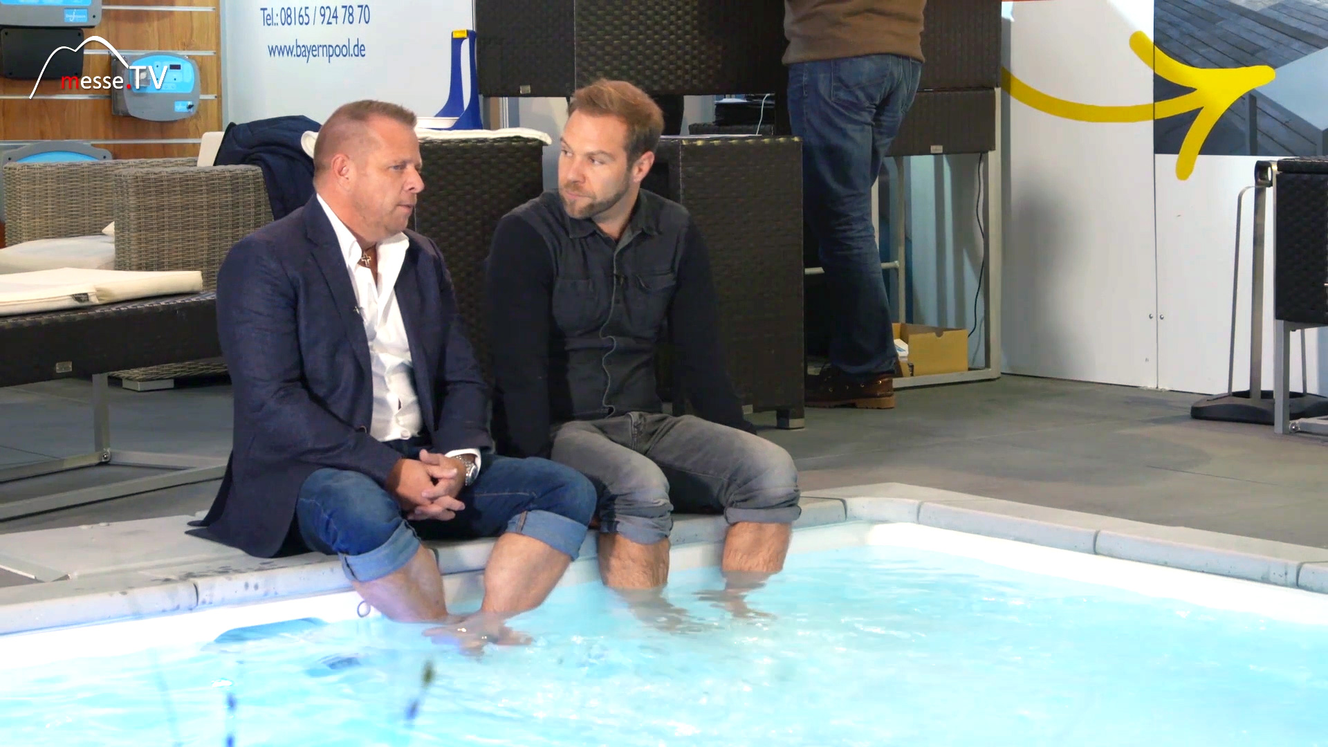 Pool guru Axel Steinbach with presenter Juergen Groh