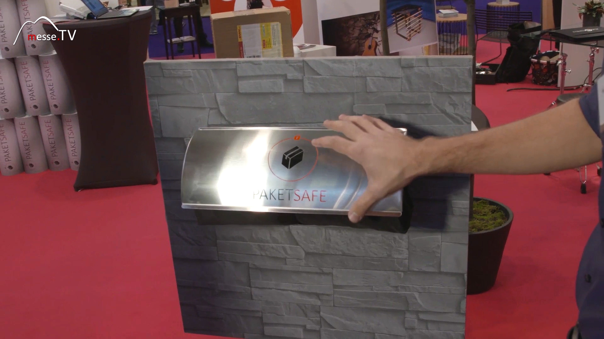 Receiving packages in your absence Paketsafe