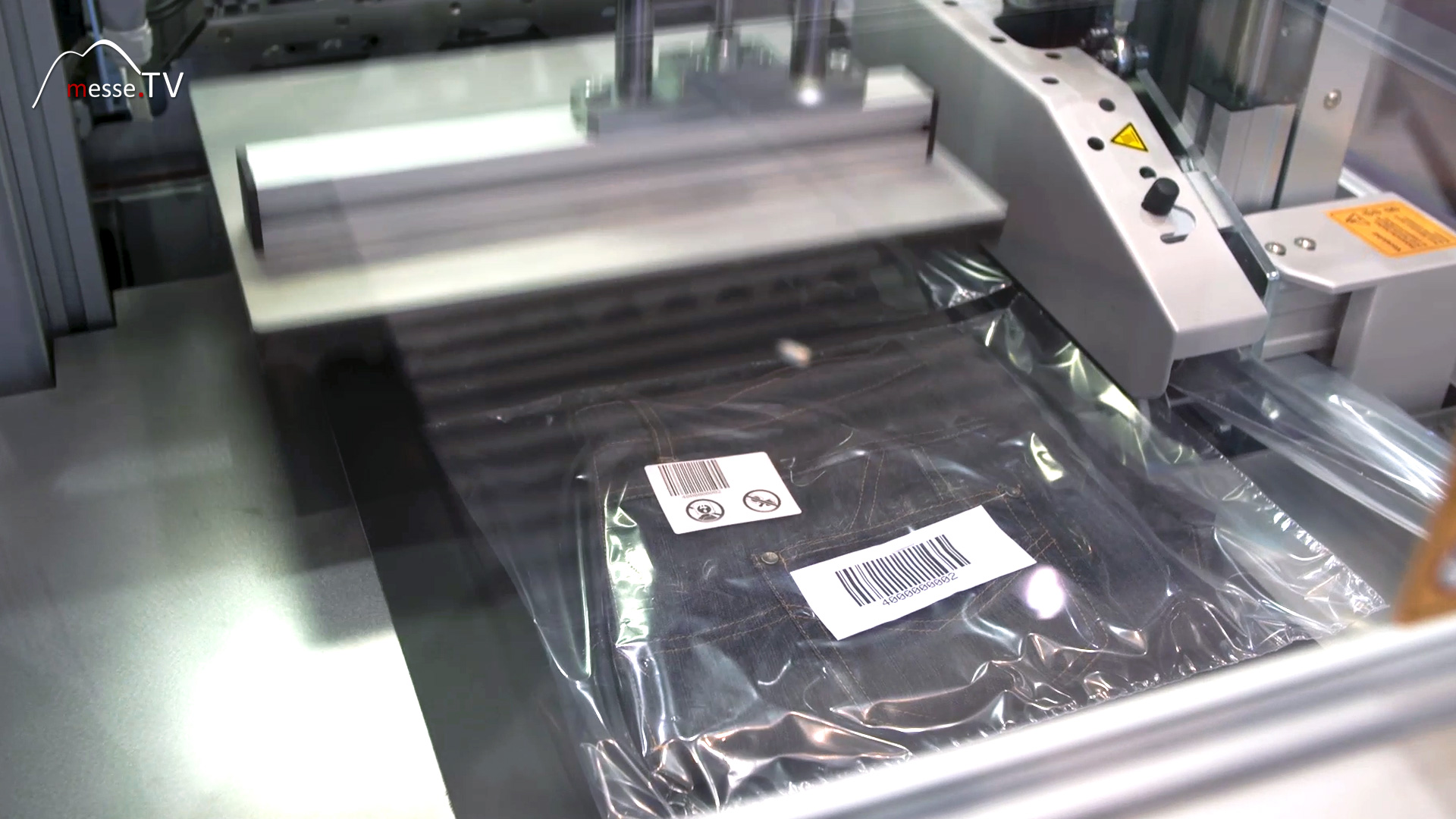 Goods throughput compacta barcode replicator packaging machine BVM Brunner