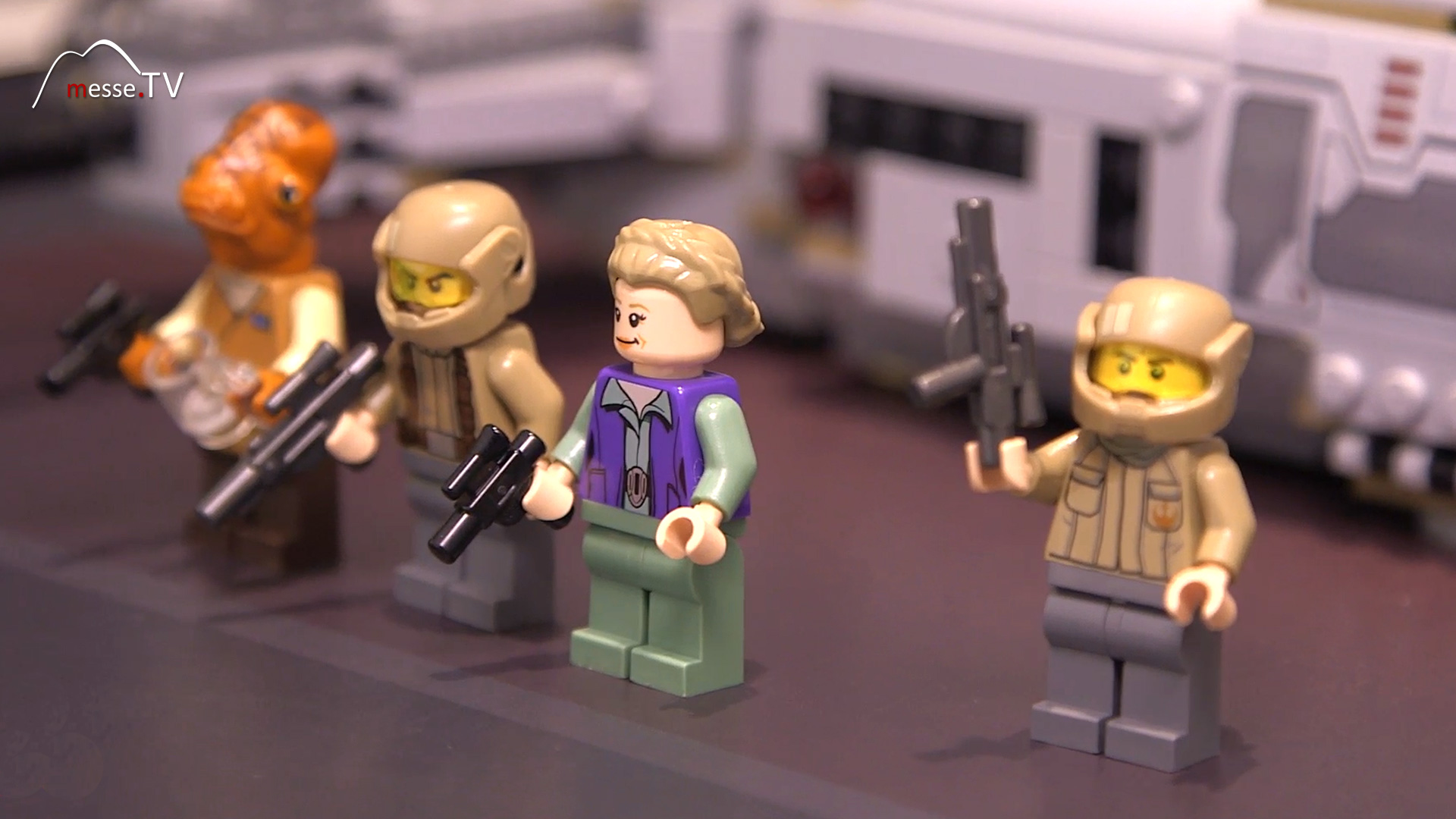 Resistance Troop Transporter from LEGO