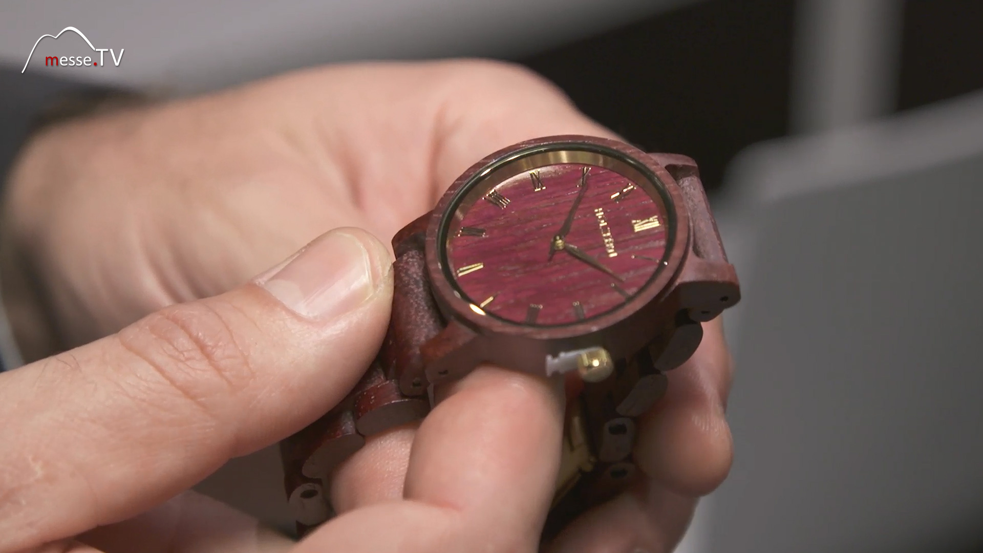 Wooden watch Amaranth