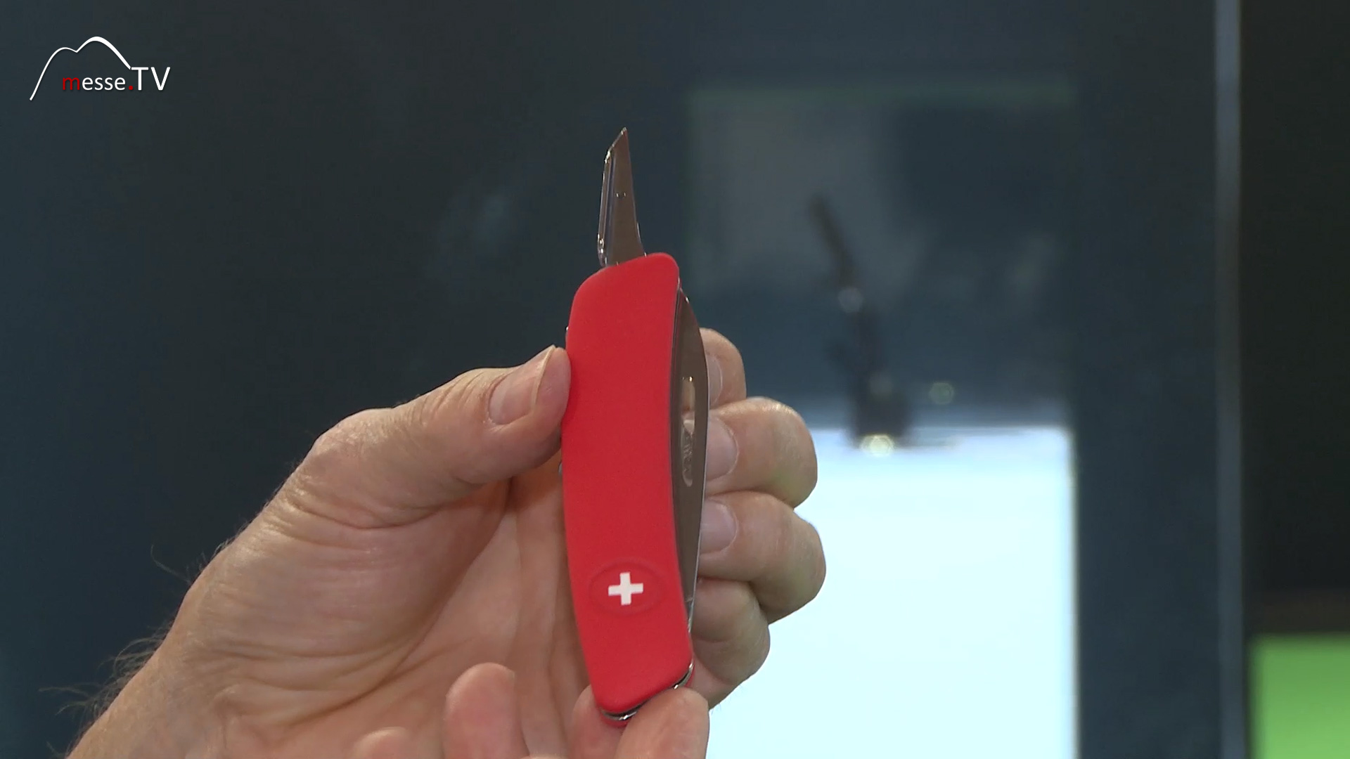 Pocketknife Swiza folding protection serratedrill