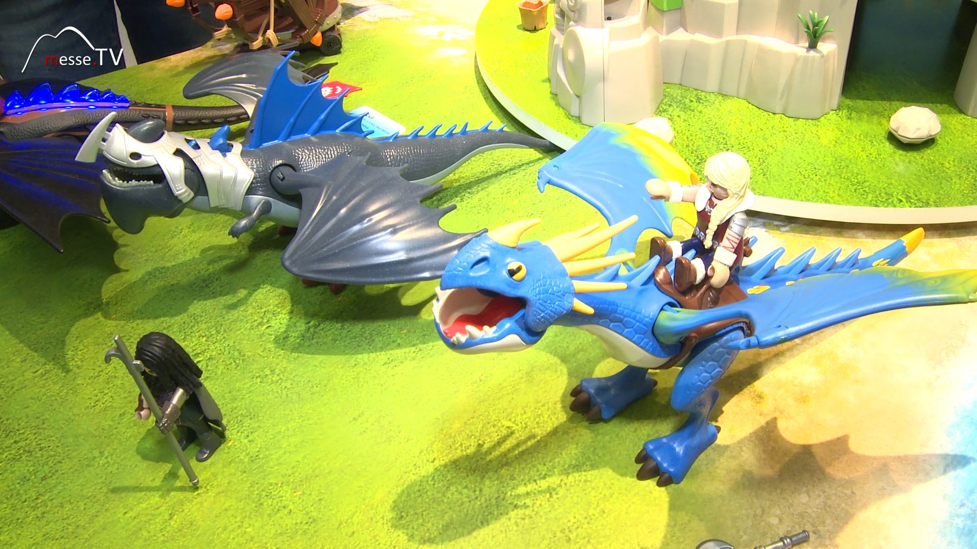 Dragons Astrid with storm arrow Playmobil figures