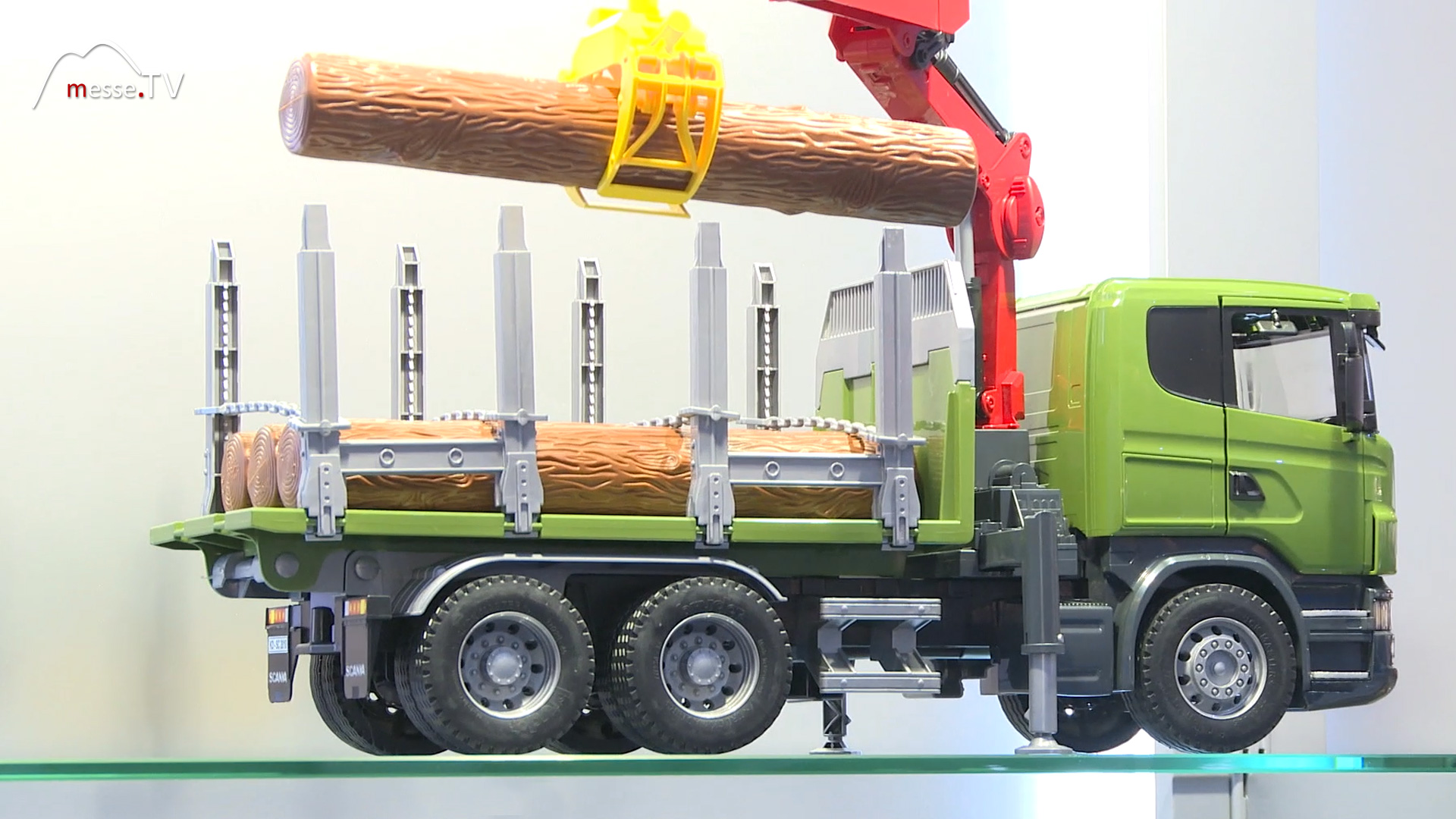 timber transporter forest industry vehicle Bruder