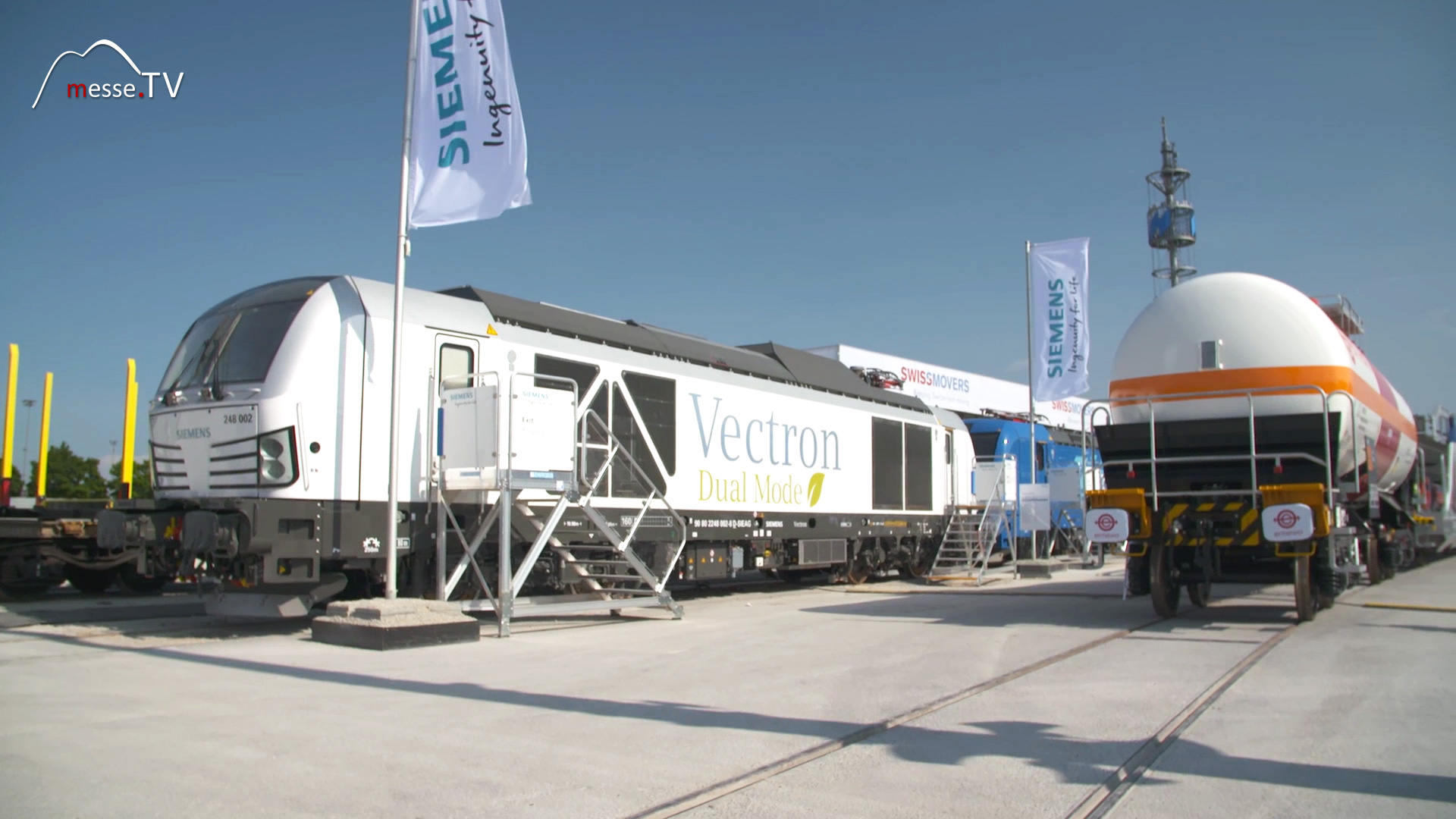 Siemens Vectron Dual Mode Locomotive transport logistic