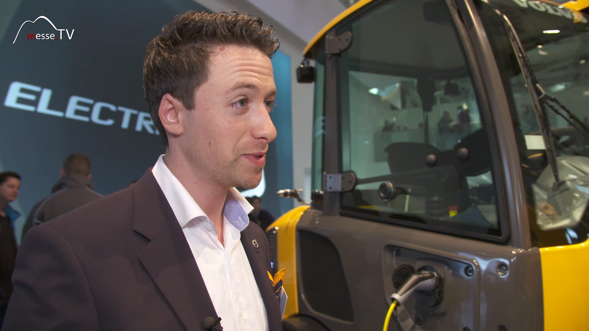 Interview Paolo Mannesi VOLVO fully electric wheel loader L25