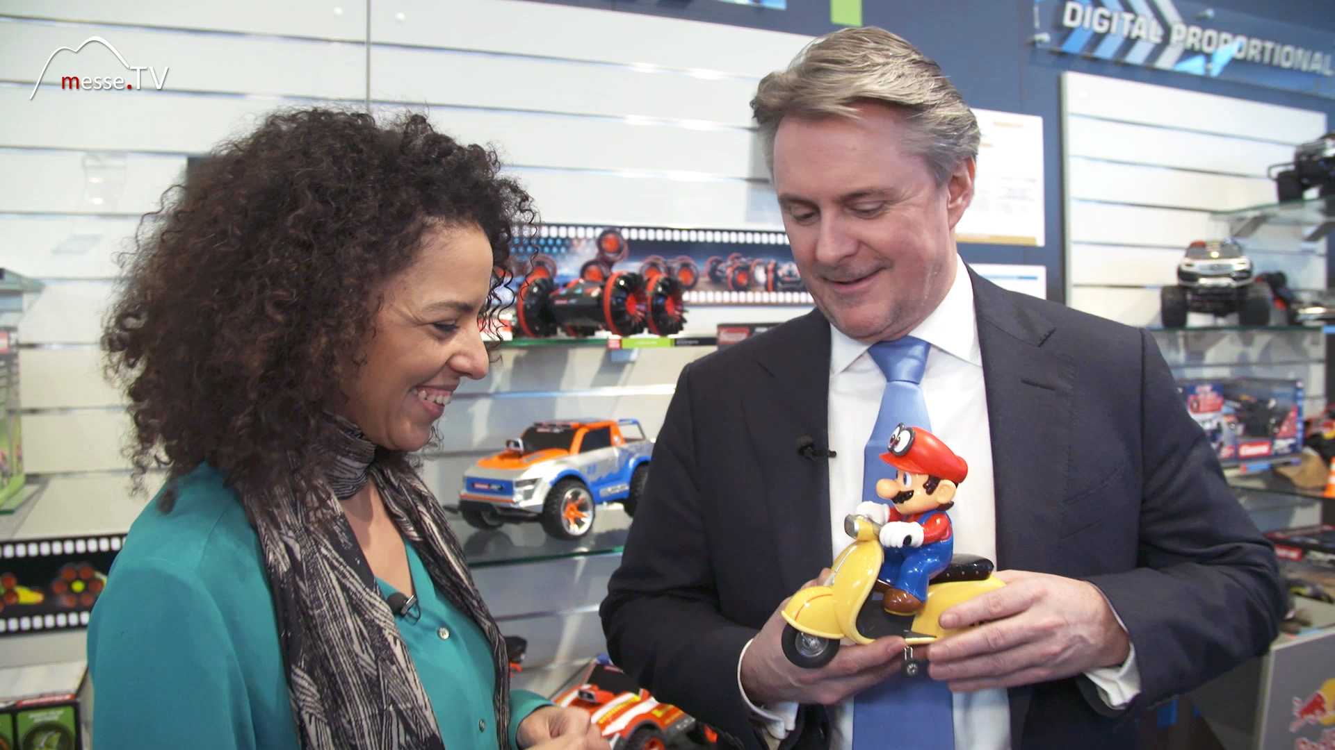 CarreraRC Supermario scooter Andreas Stadlbauer Spielwarenmesse 2019 MesseTV report