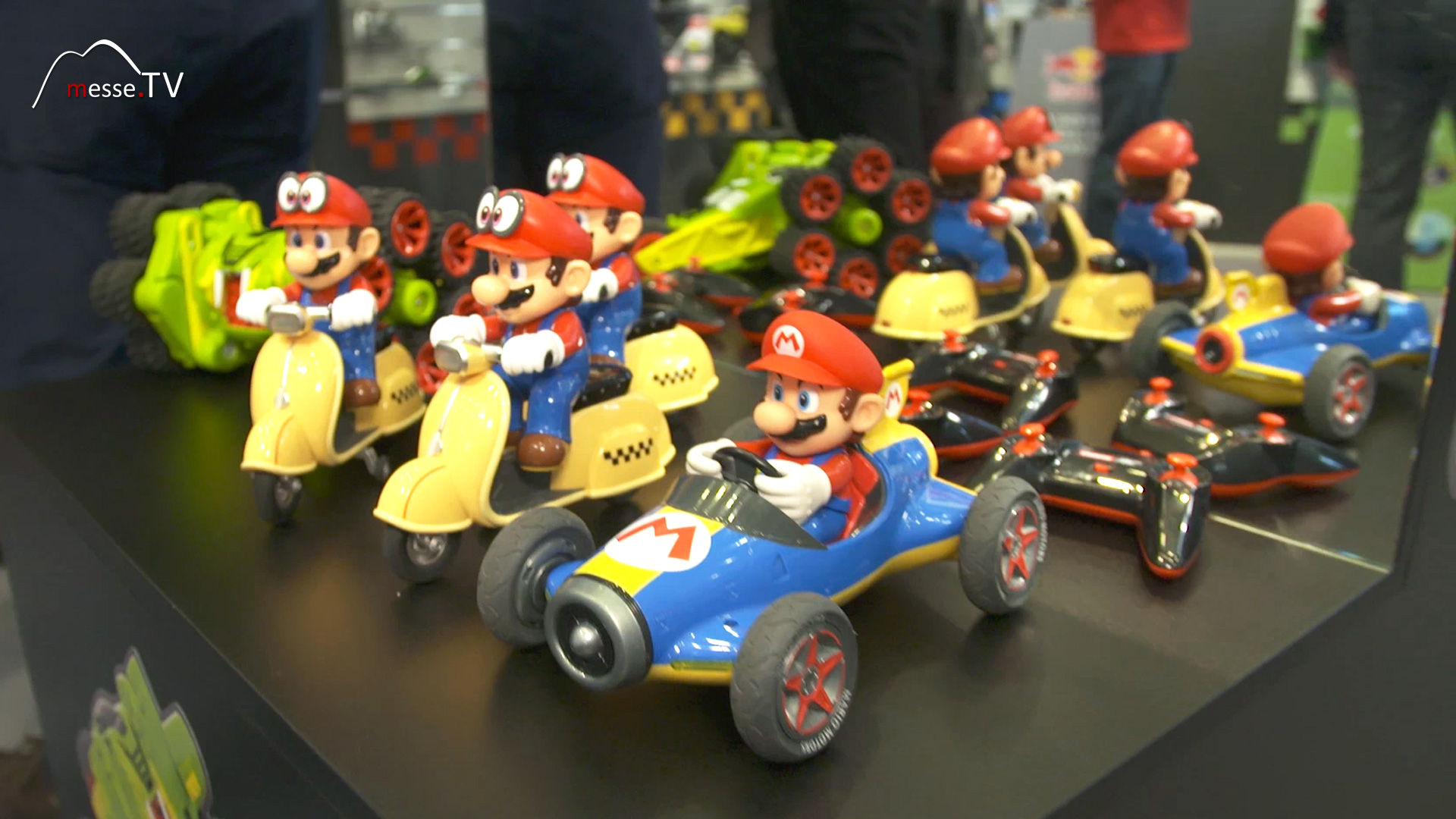 CarreraRC remote controlled Supermario scooter Spielwarenmesse
