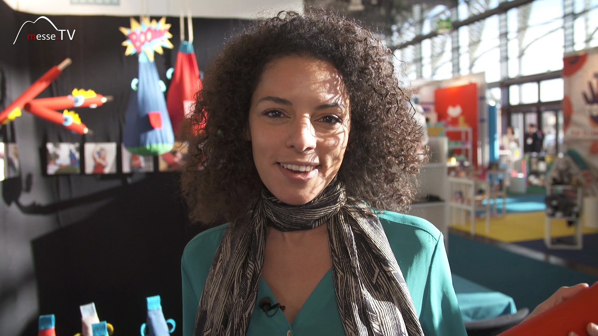 MesseTV reporter Petra Michelle Nerette Spielwarenmesse Nuremberg