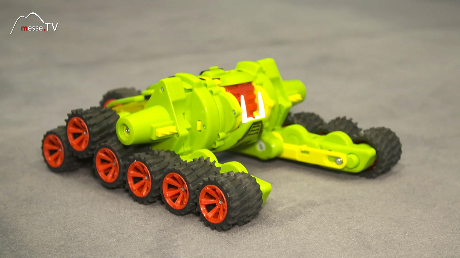 Powersnake with remote control CarreraRC Spielwarenmesse 2019 Nuremberg