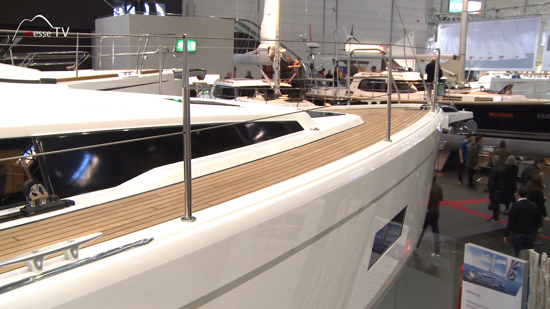 yacht building deck Bavaria Yachts