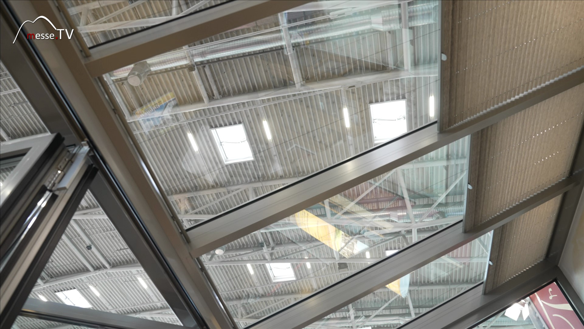 3 pane insulating glazing