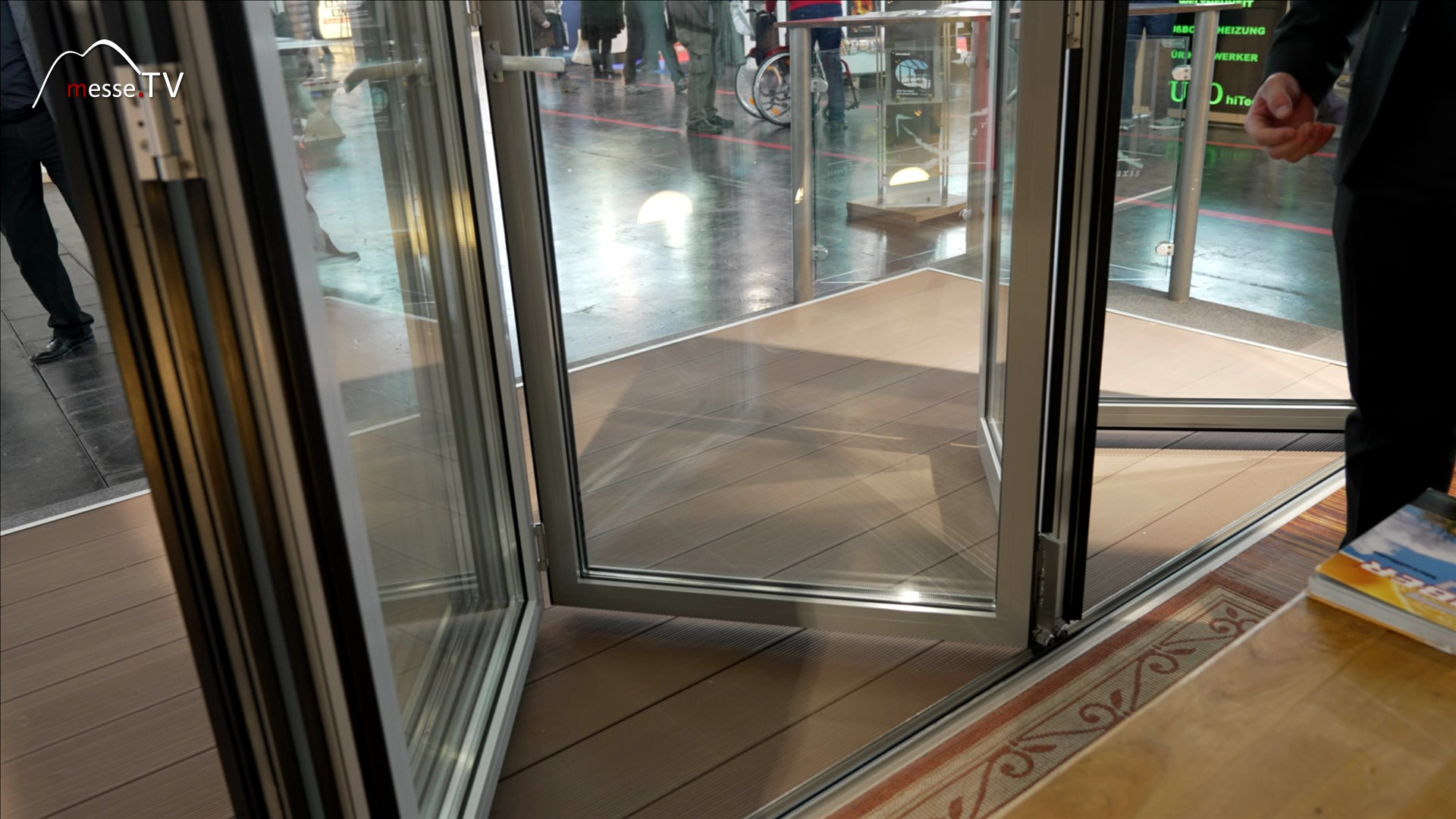 Folding door aluminum profile