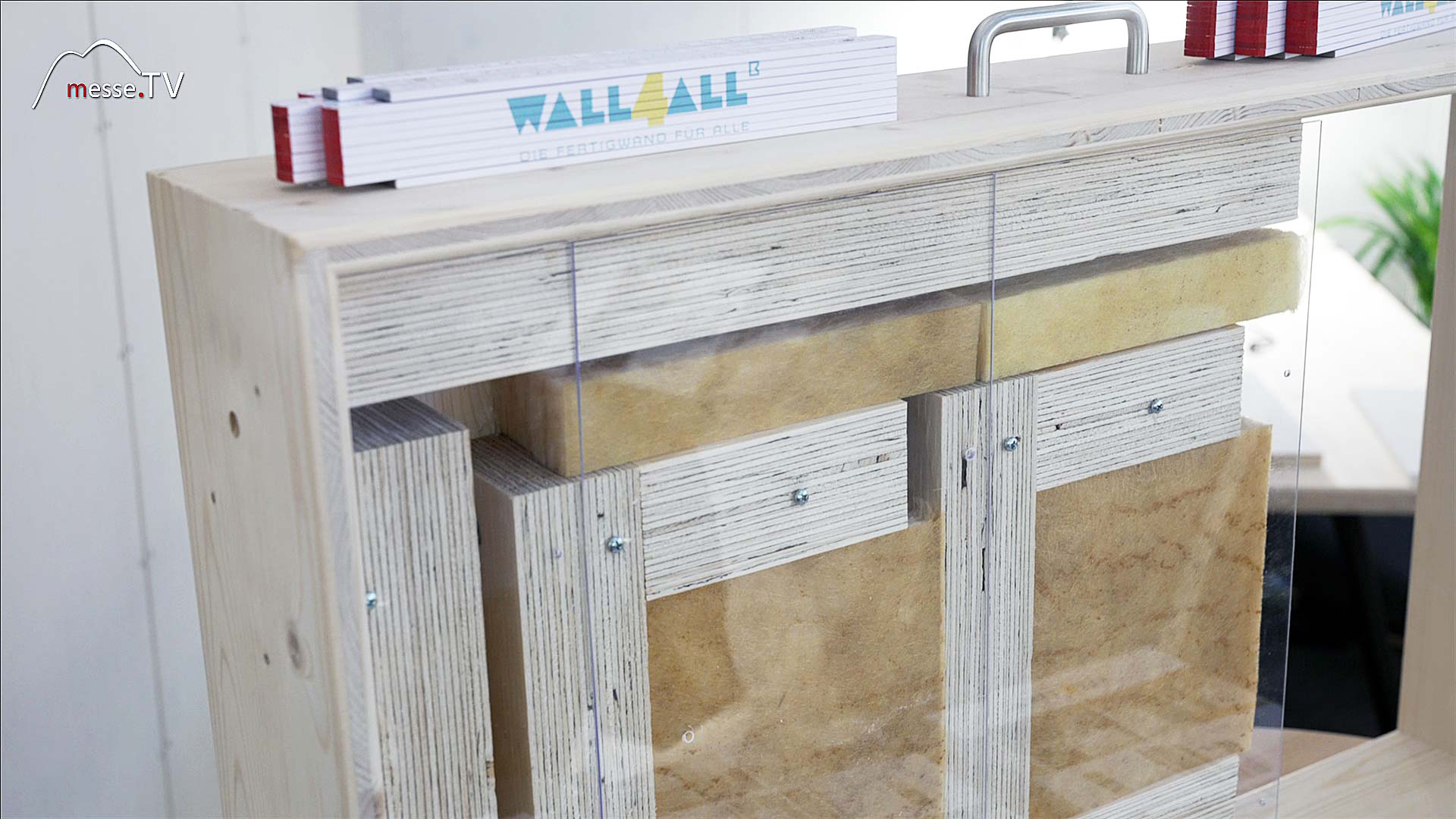 Room wall mineral insulation wool