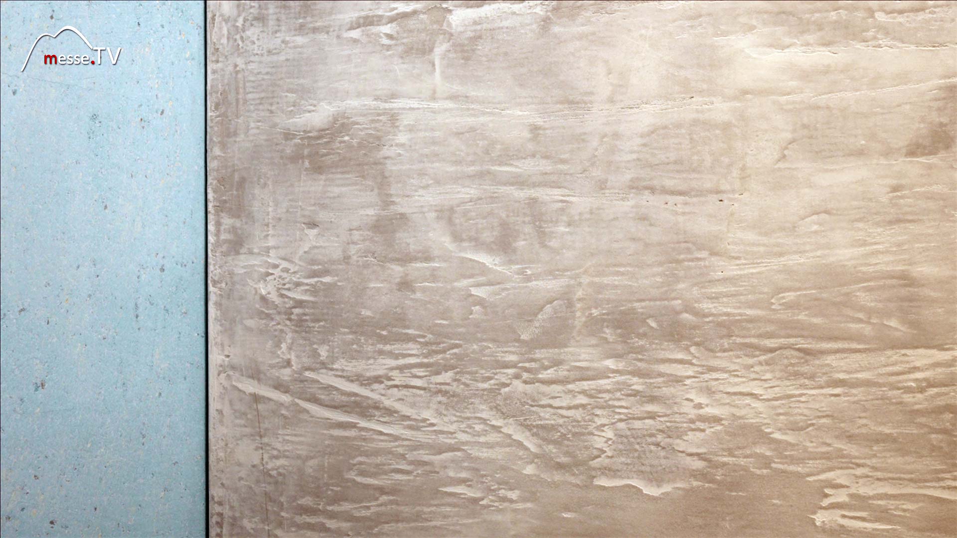 Wall covering with relief