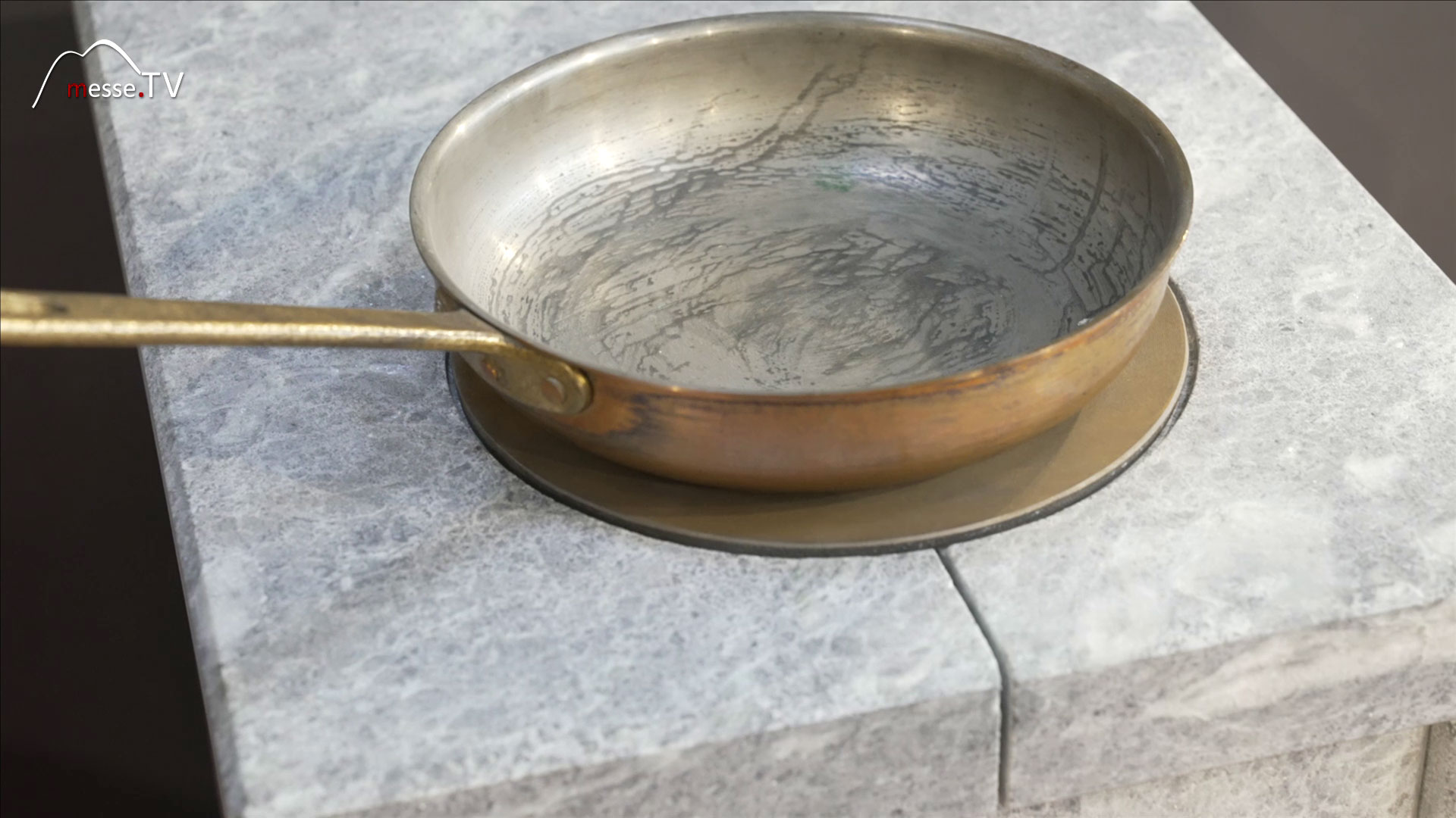 Wood burning stove cooking plate