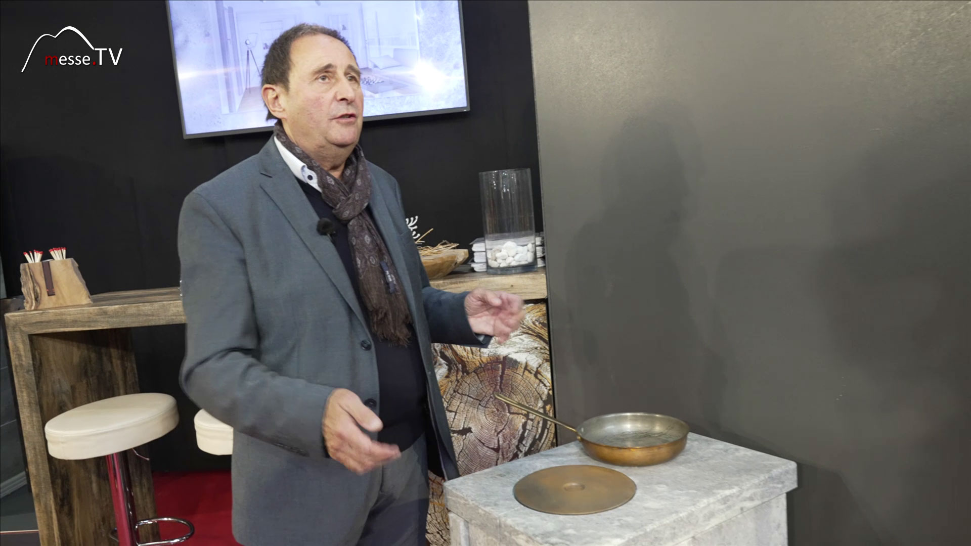 Wood burning stove for cooking