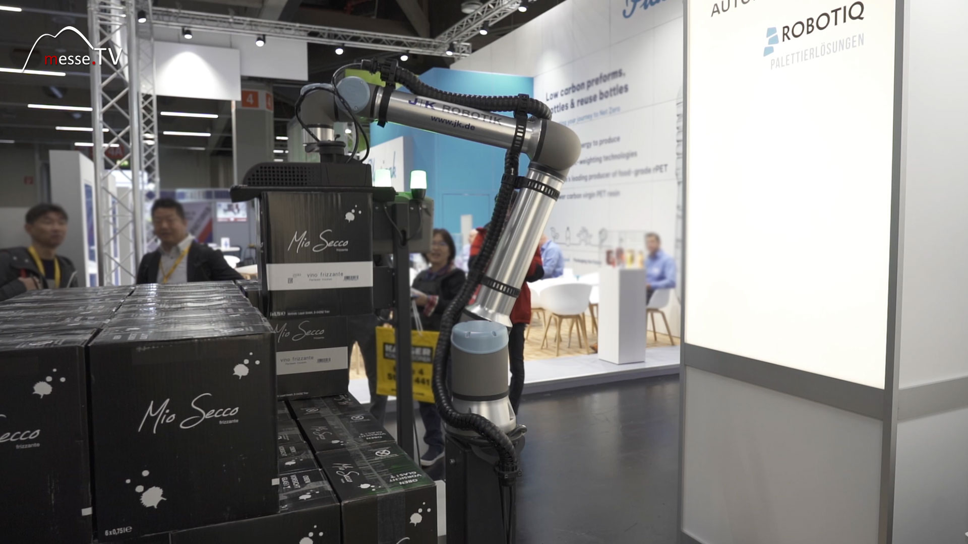 JUGARD+KÜNSTNER robotic palletizing solutions BrauBeviale 2023