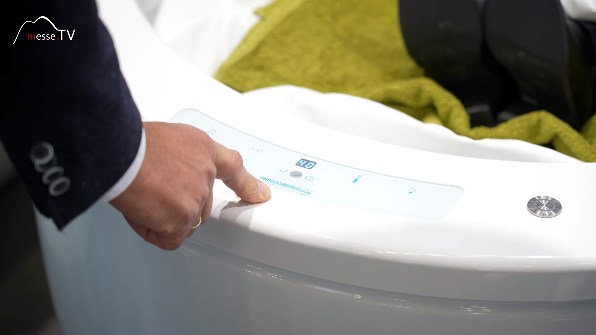 Hydrotherapy devices Unbescheiden