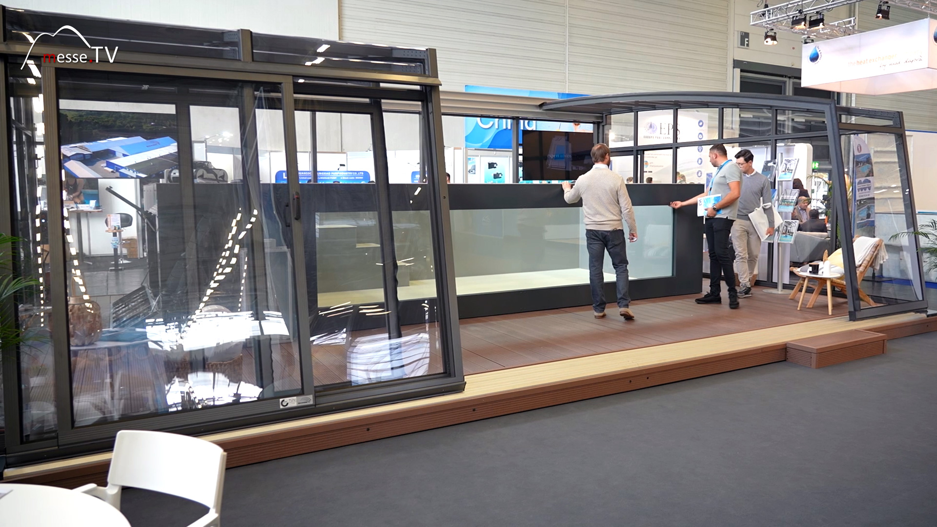 Swimming pool with pool cover Europool aquanale Cologne