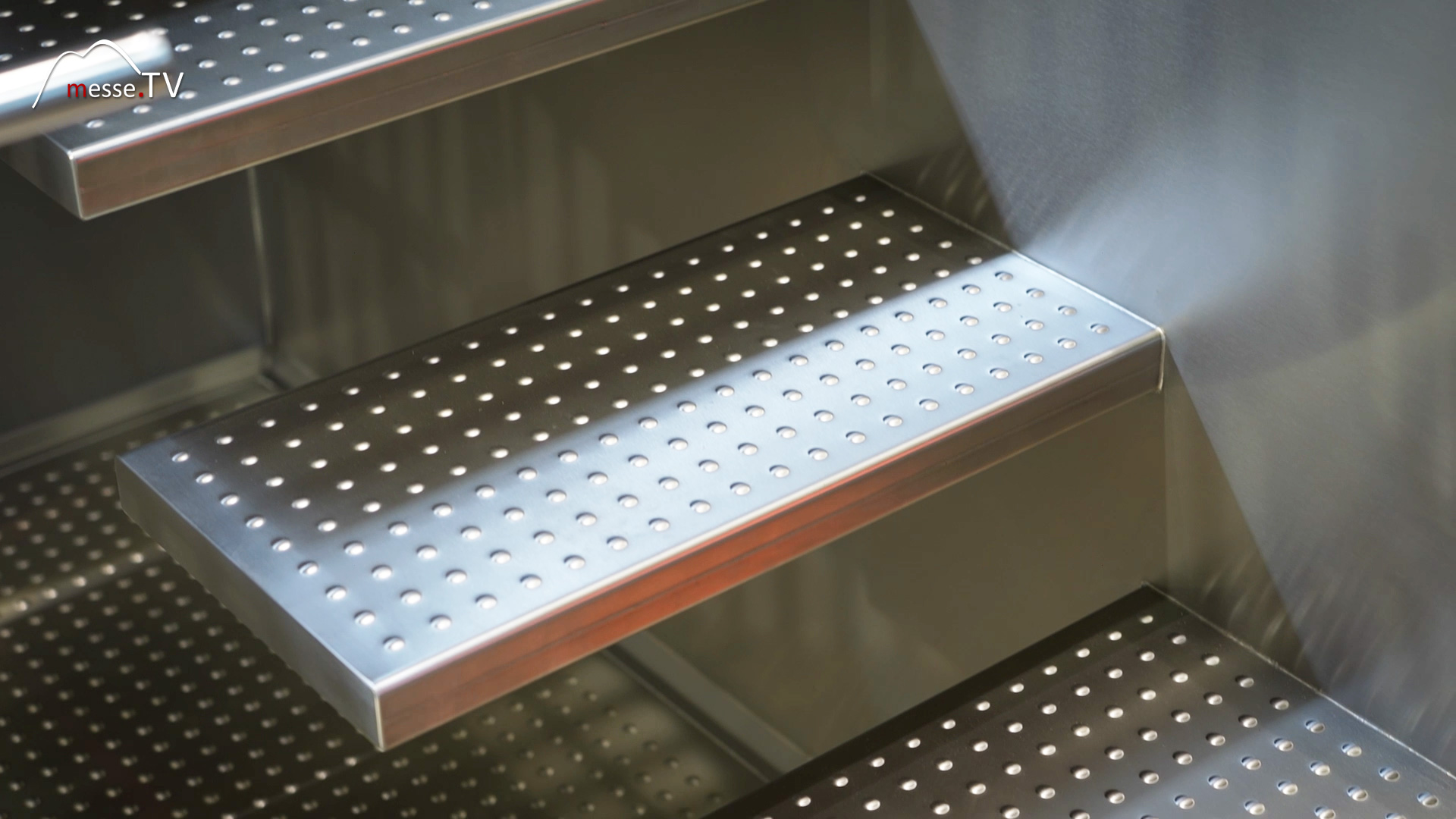 pool steps stainless steel pool BB Poolsystems aquanale Cologne