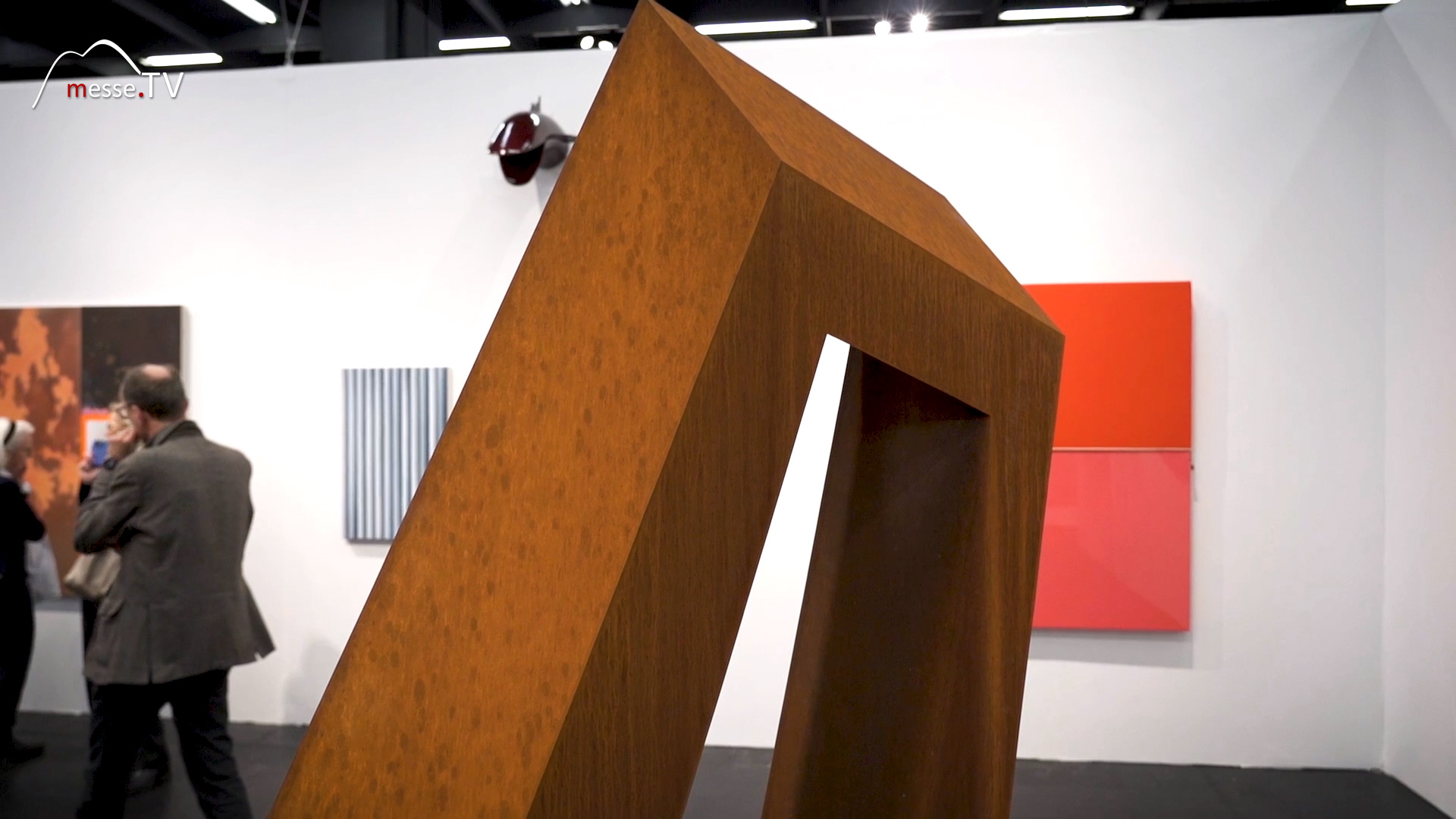 Wolfram Ullrich 3 dimensional art made of corten steel Art Cologne 2023