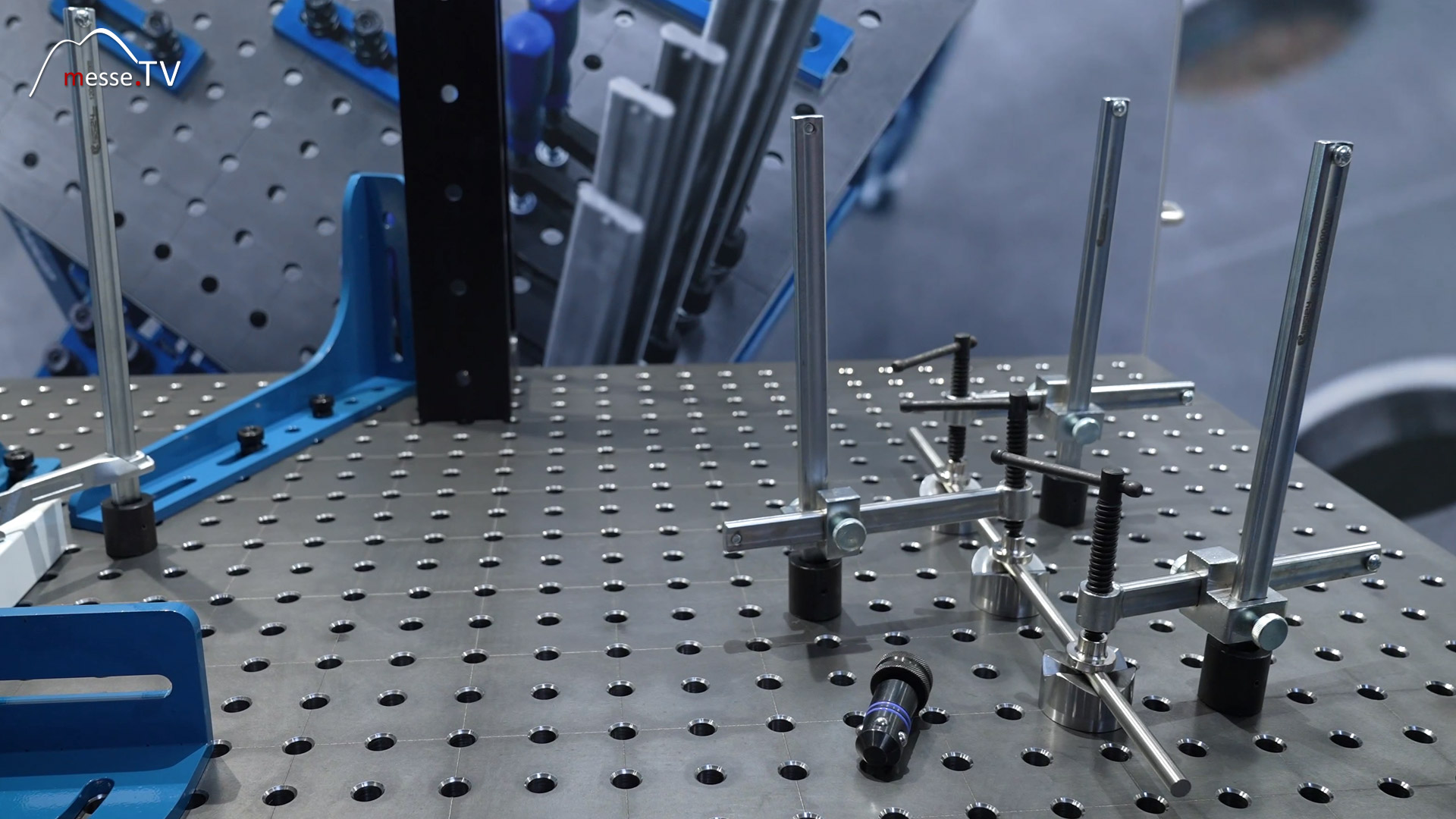 different hole systems for welding tables according to the area of application welding table 24