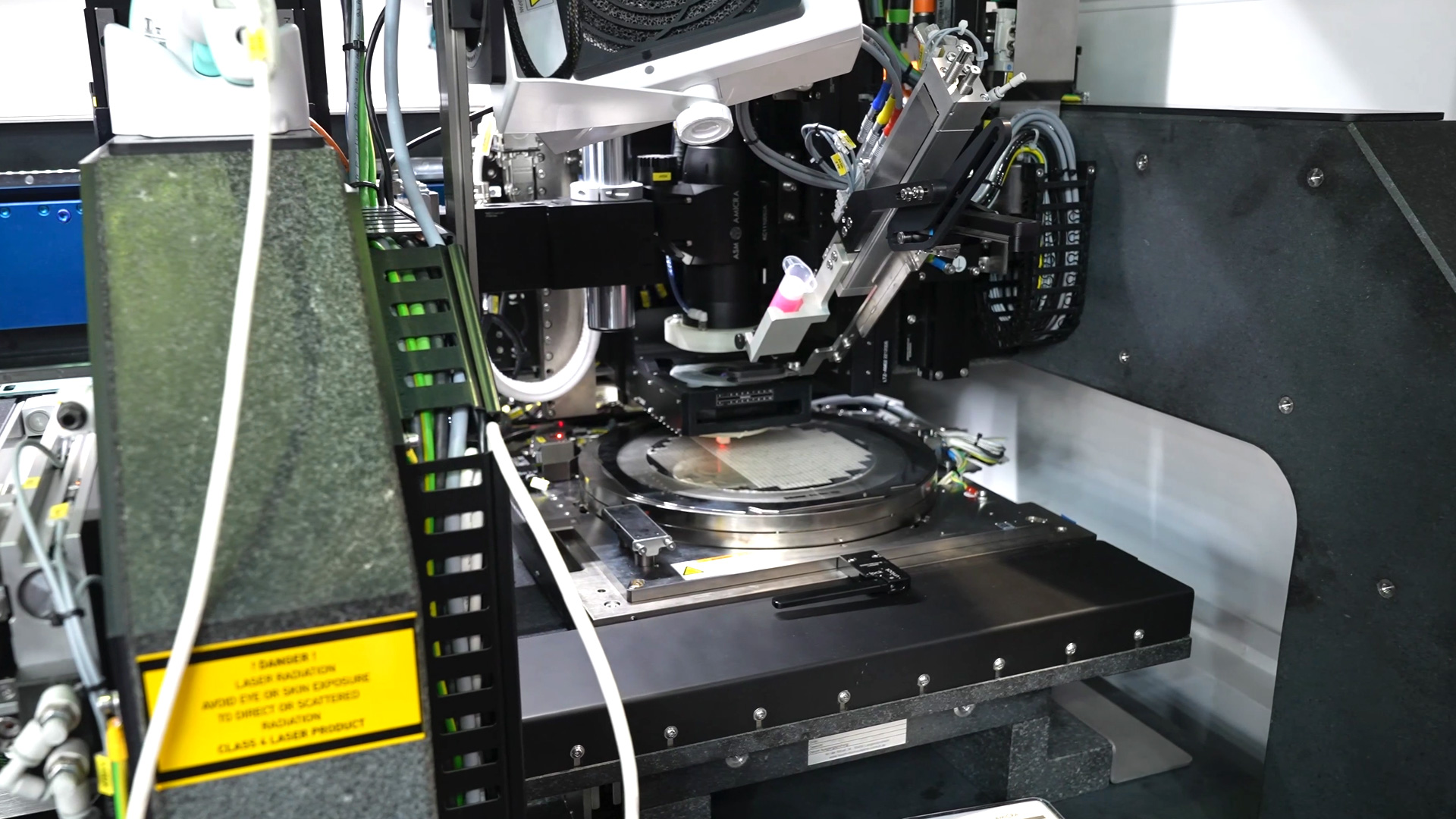die bonder high accuracy and efficiency amicra nano 200 dies per hour asmpt