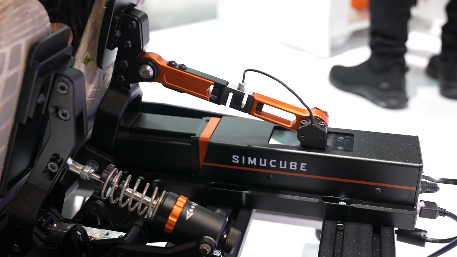 e sport realistic racing simulator incap electronica 2024 munich