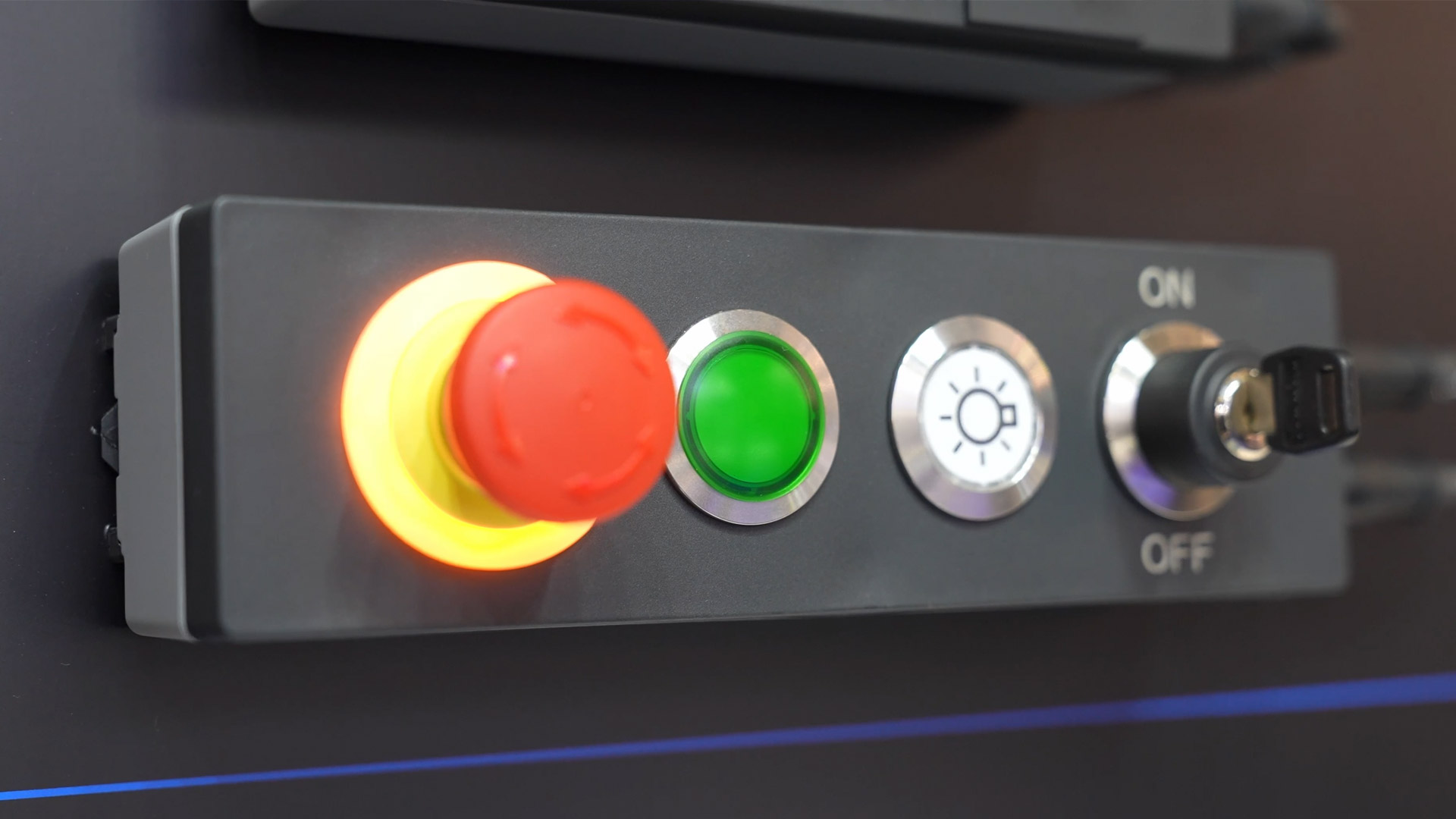 proboxx command generator integrate into a bus system schlegel electronica 2024