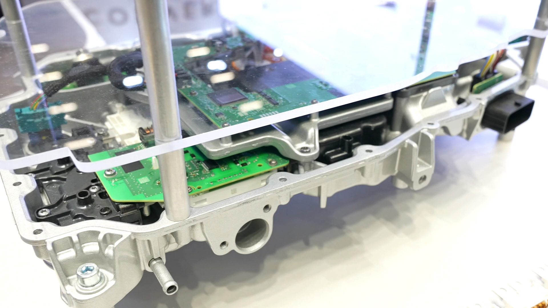 traction inverter for all wheel drive electric car elitesic m2 technology onsemi electronica 2024