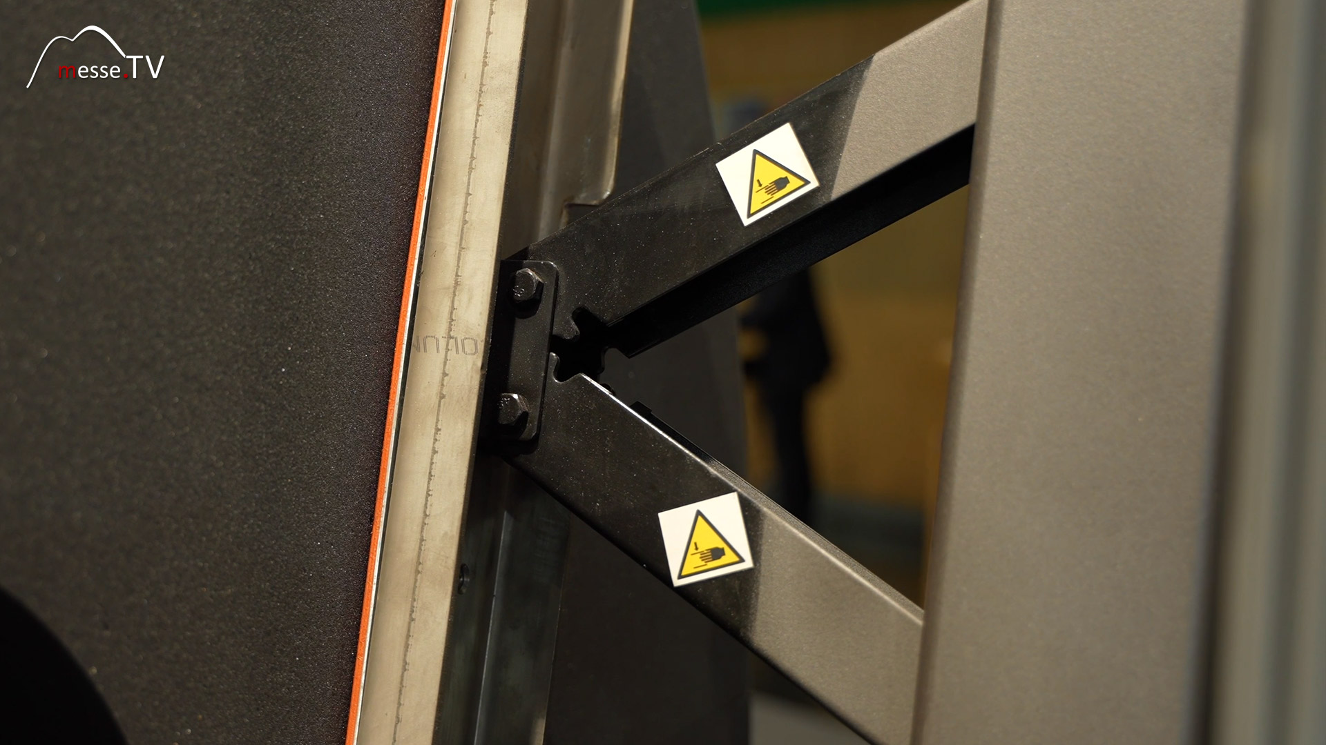 safe efficient steel transport in freight traffic utls coil systems euroblech hannover