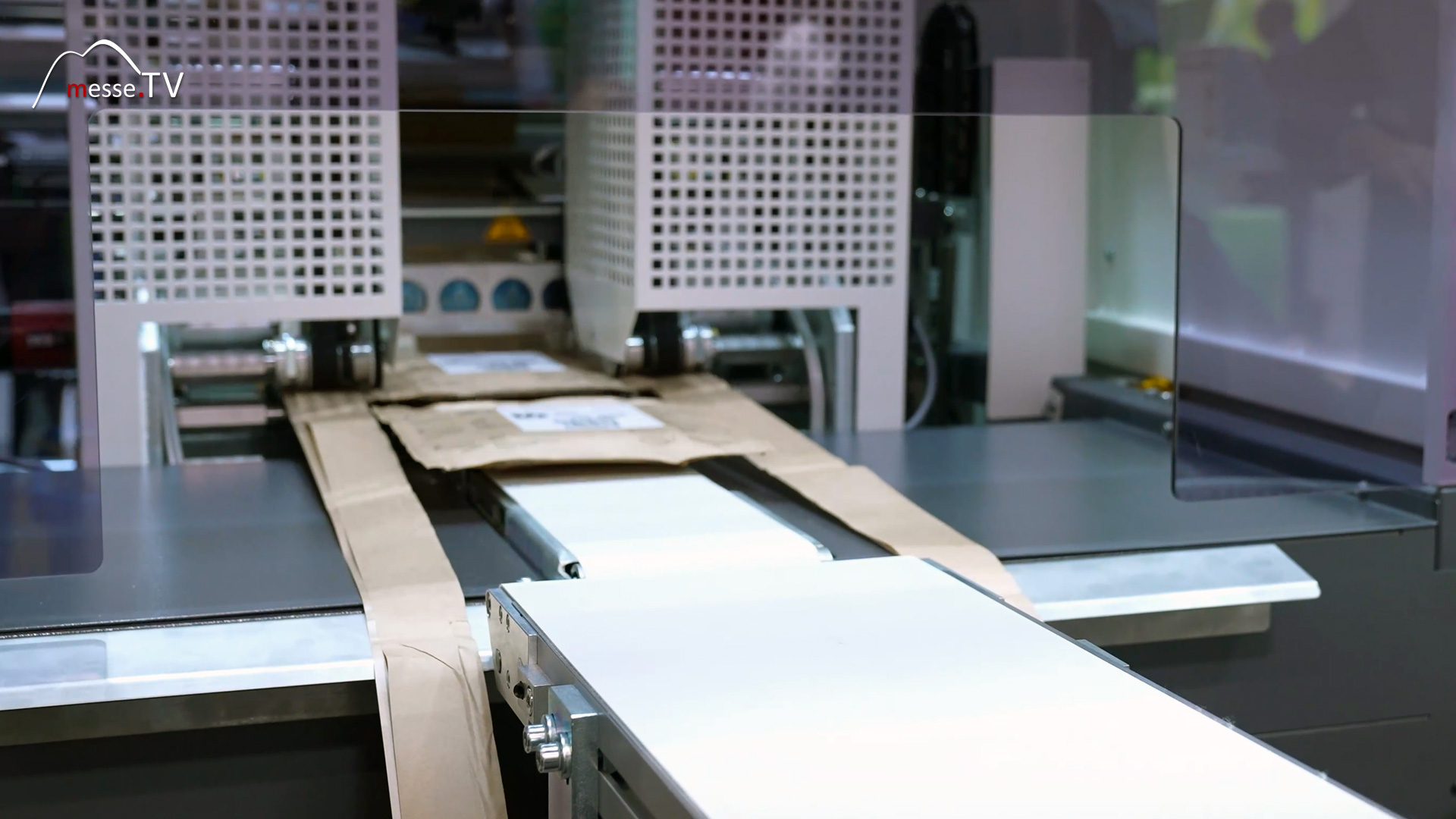 goods come ready packed and ready for shipping from the packaging system beck packing machines fachpack 2024