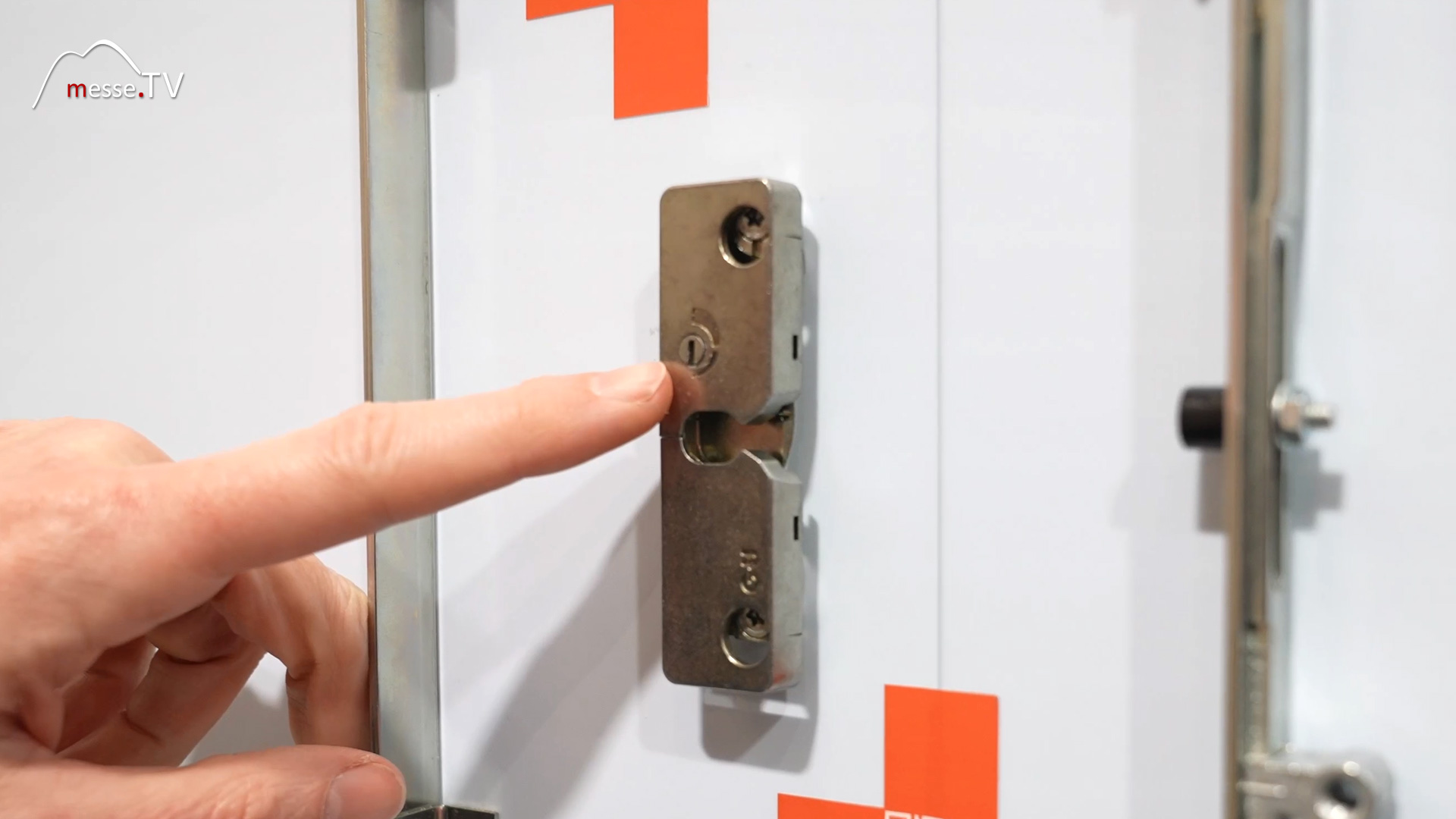 adjusting screw adjustable height adjustable door snap windows fitting frontale 2024