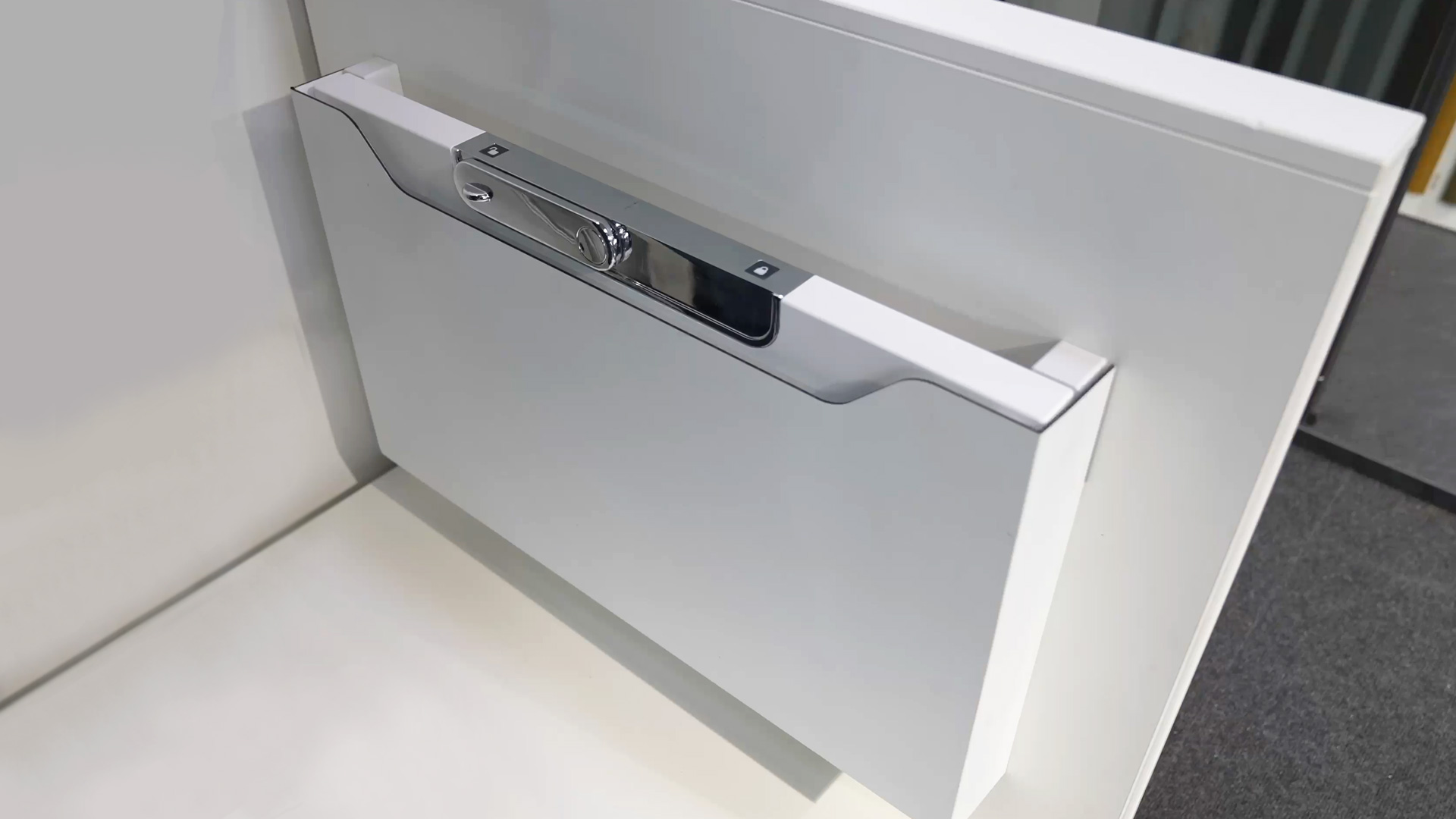 door bulkhead for converting the shower cabin into a bathtub artweger