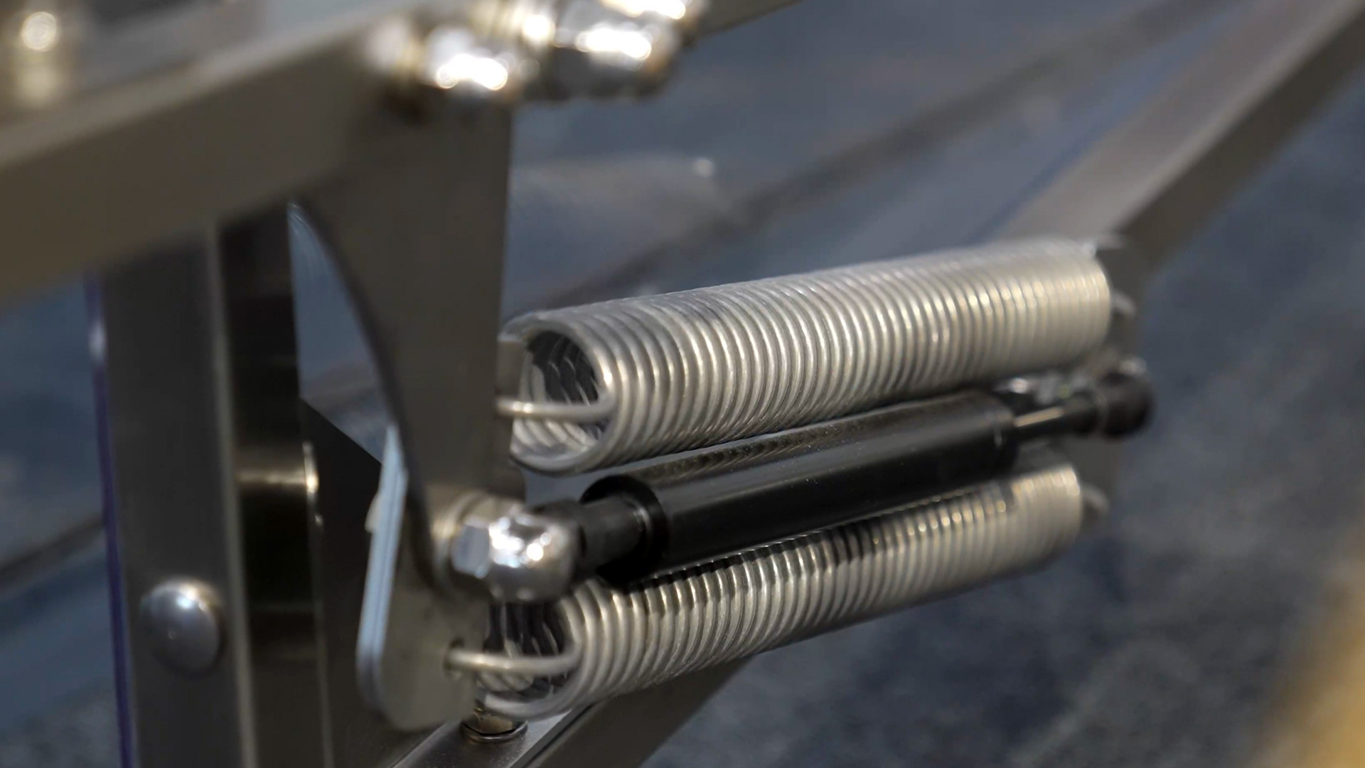 effortless opening of the cervotec bicycle garage thanks to gas pressure dampers and stainless steel springs