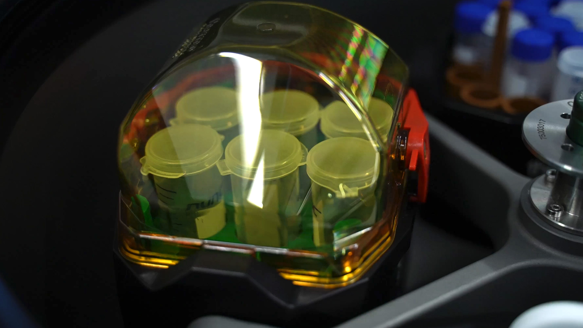 centrifuge multifuge x4 pro acceleration of vessels up to 18500 g thermo fisher fair lab supply