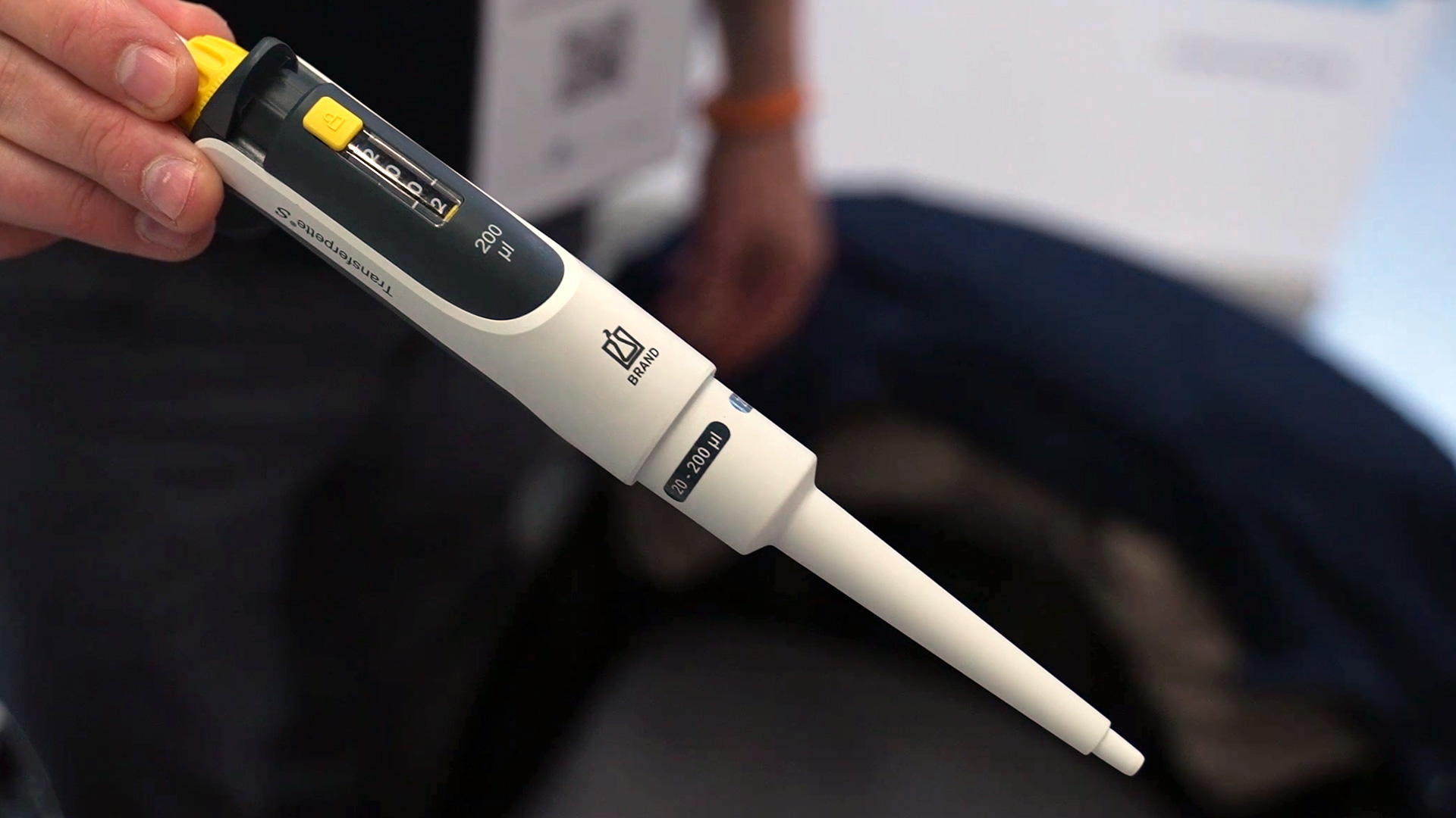 transferpette pipette for single handed operation laboratory equipment brand