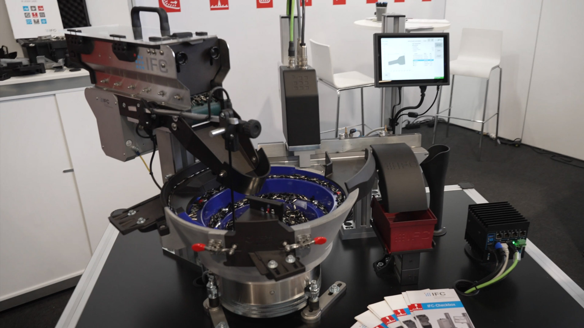 precise feeding technology ifc small parts automation automotive industry electronics manufacturing medical technology