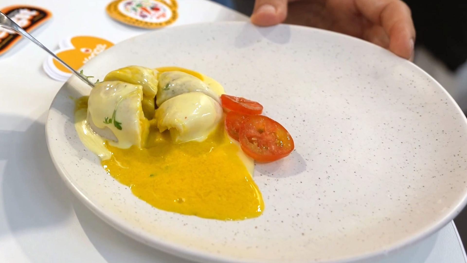 Poached egg plant based Neggst Foods