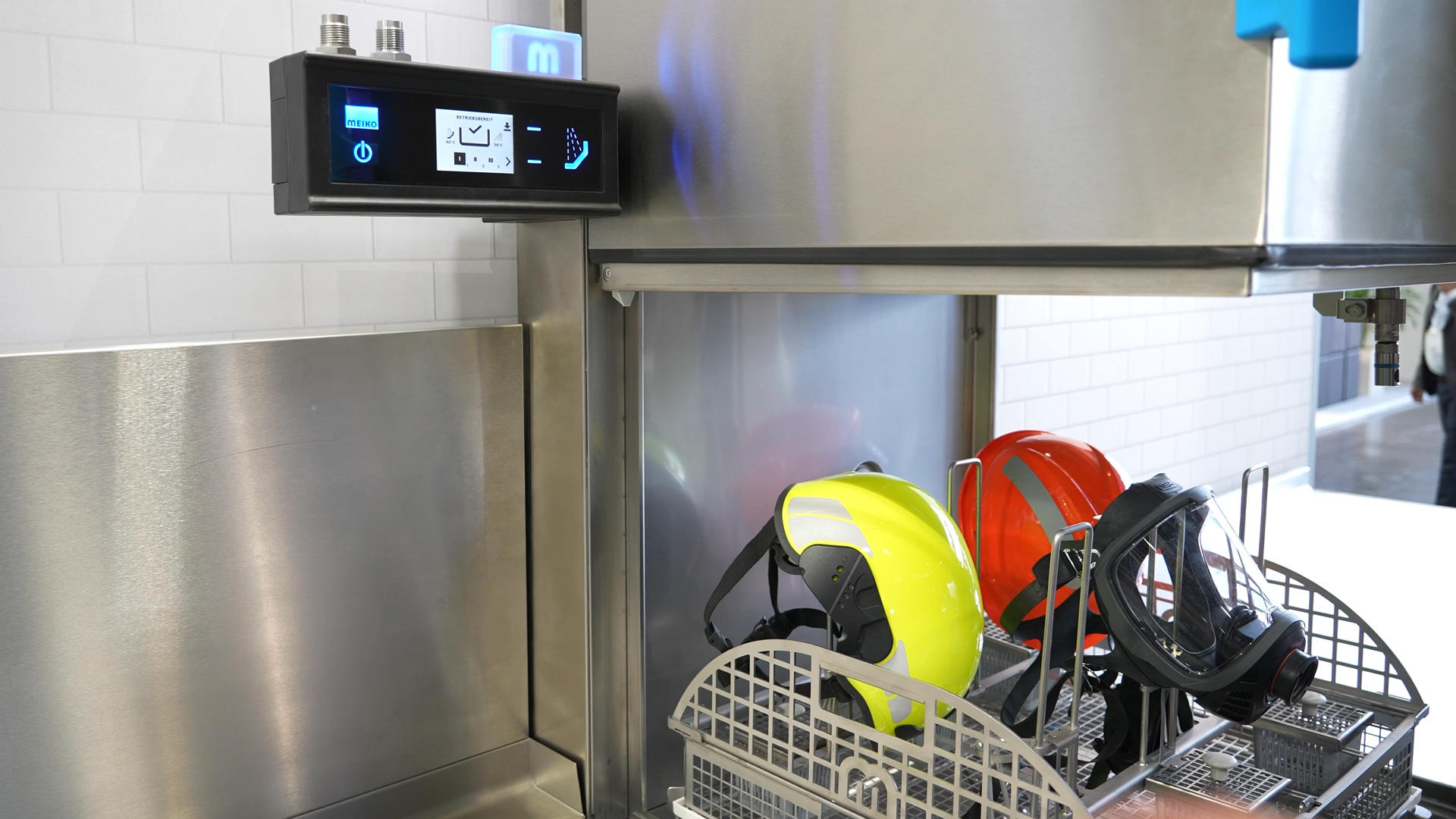 TopClean H automated cleaning disinfection respiratory protection masks