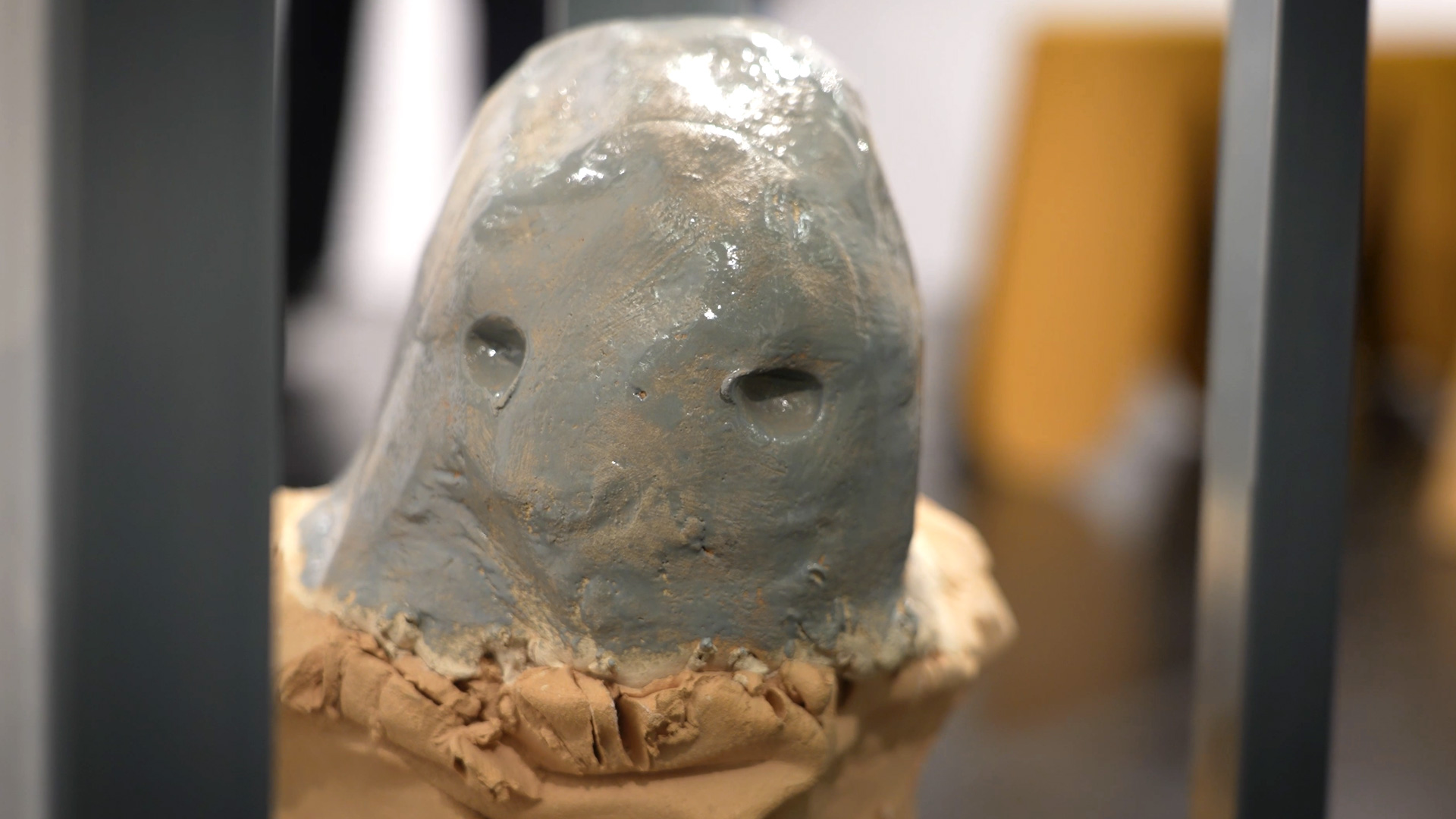 Gallery Georg Nothelfer abstract clay figure Mahdad Alizadeh