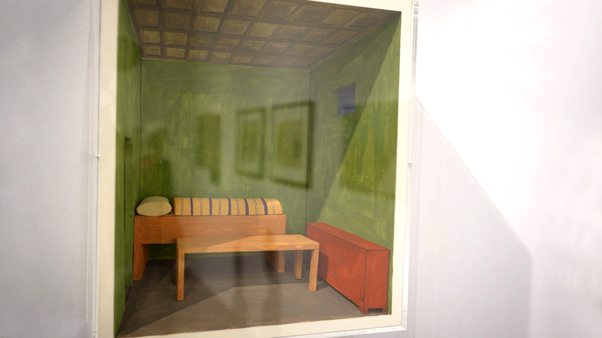 Vincent Tavenne art object Renaissance display case