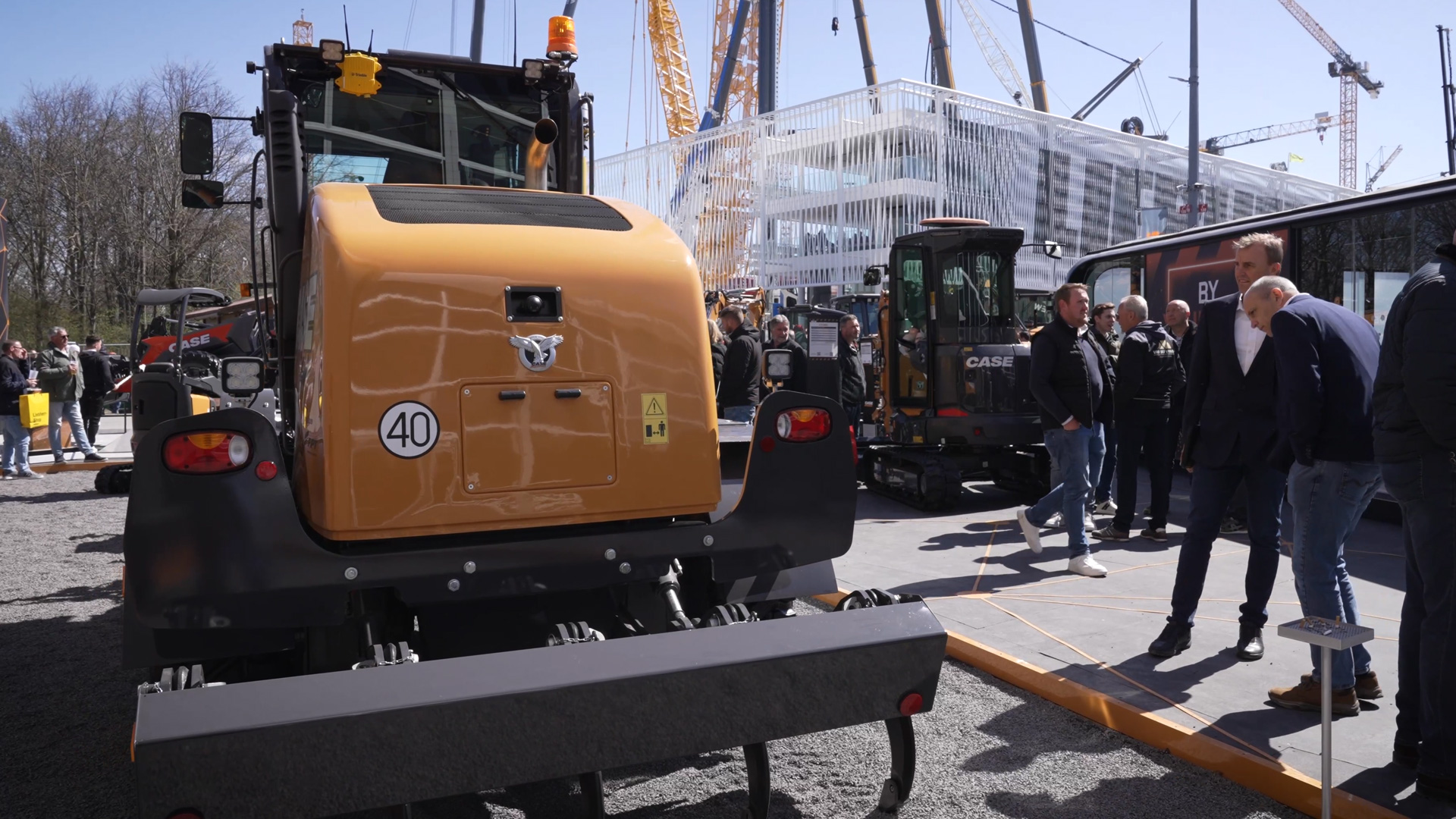12 ton grader high maneuverability advantage on cramped construction sites case
